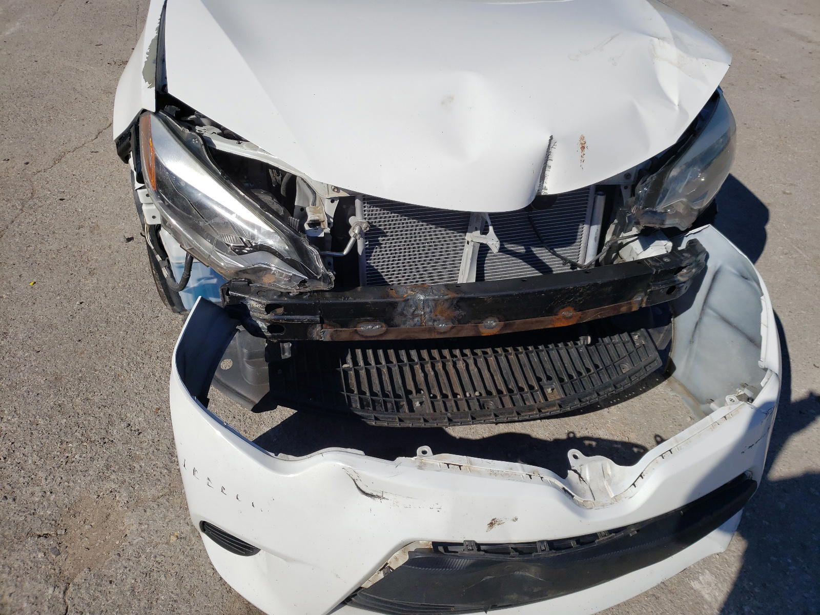 Photo 9 from auction – 2016 TOYOTA COROLLA L with VIN 5YFBURHE8GP384000