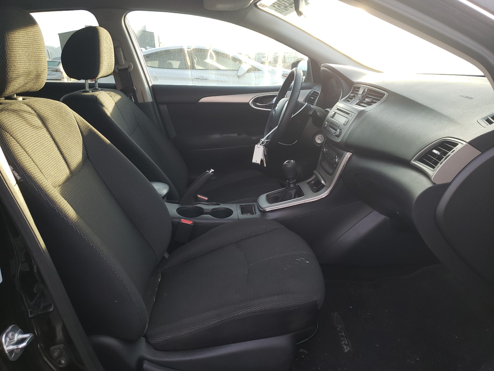 Photo 5 from auction – 2013 NISSAN SENTRA S with VIN 3N1AB7AP1DL789287