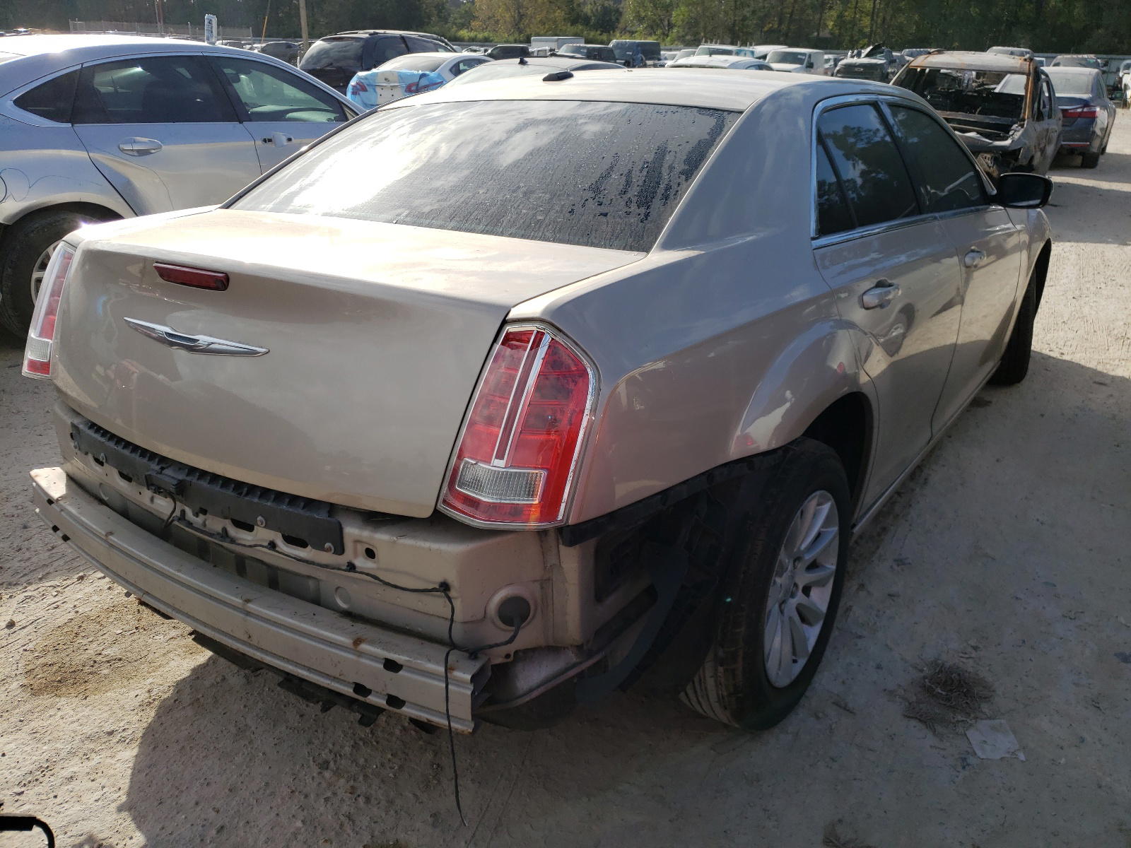 Photo 4 from auction – 2012 CHRYSLER 300 with VIN 2C3CCAAG0CH256391