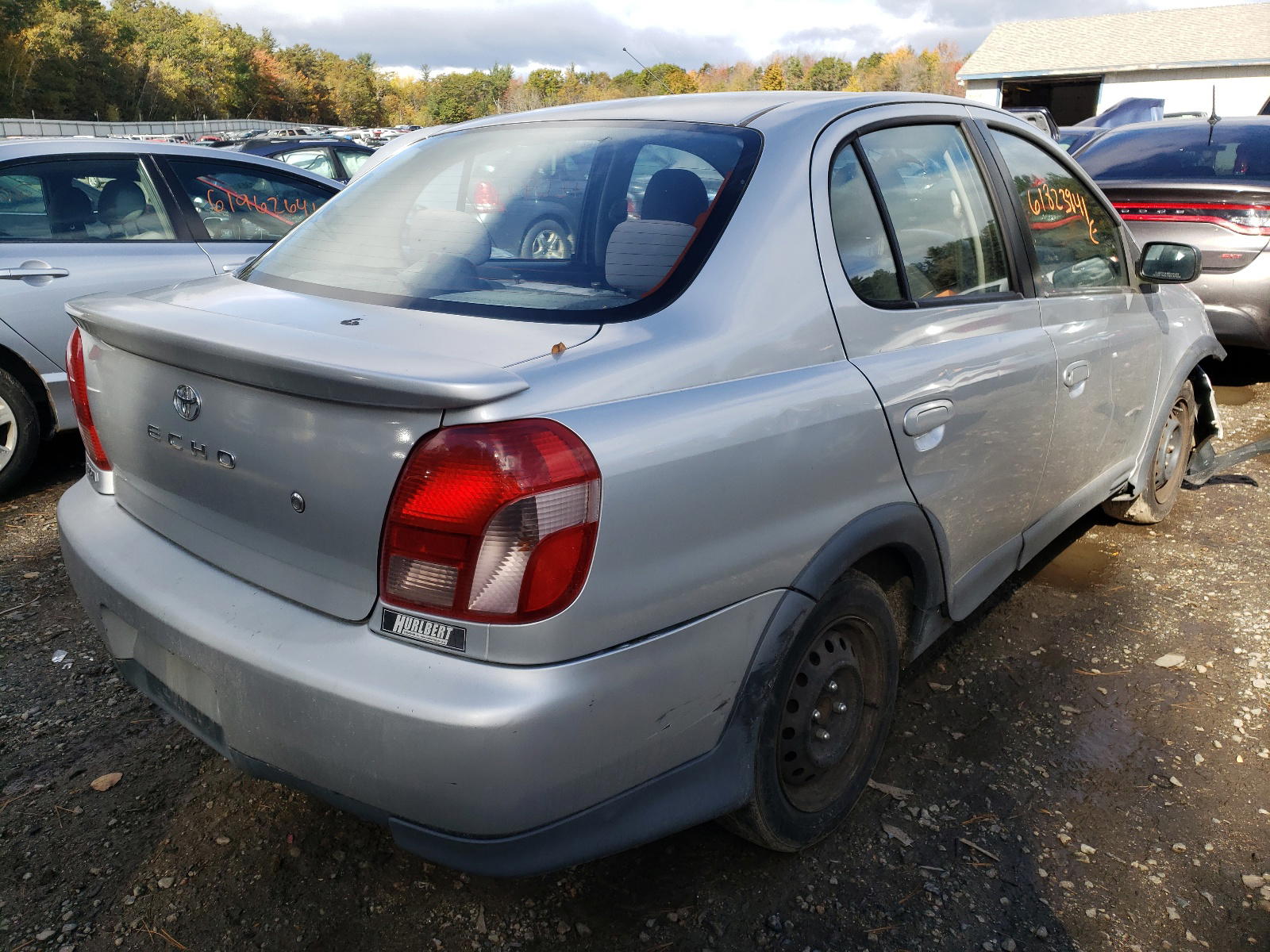 Photo 4 from auction – 2001 TOYOTA ECHO with VIN JTDBT123410121970
