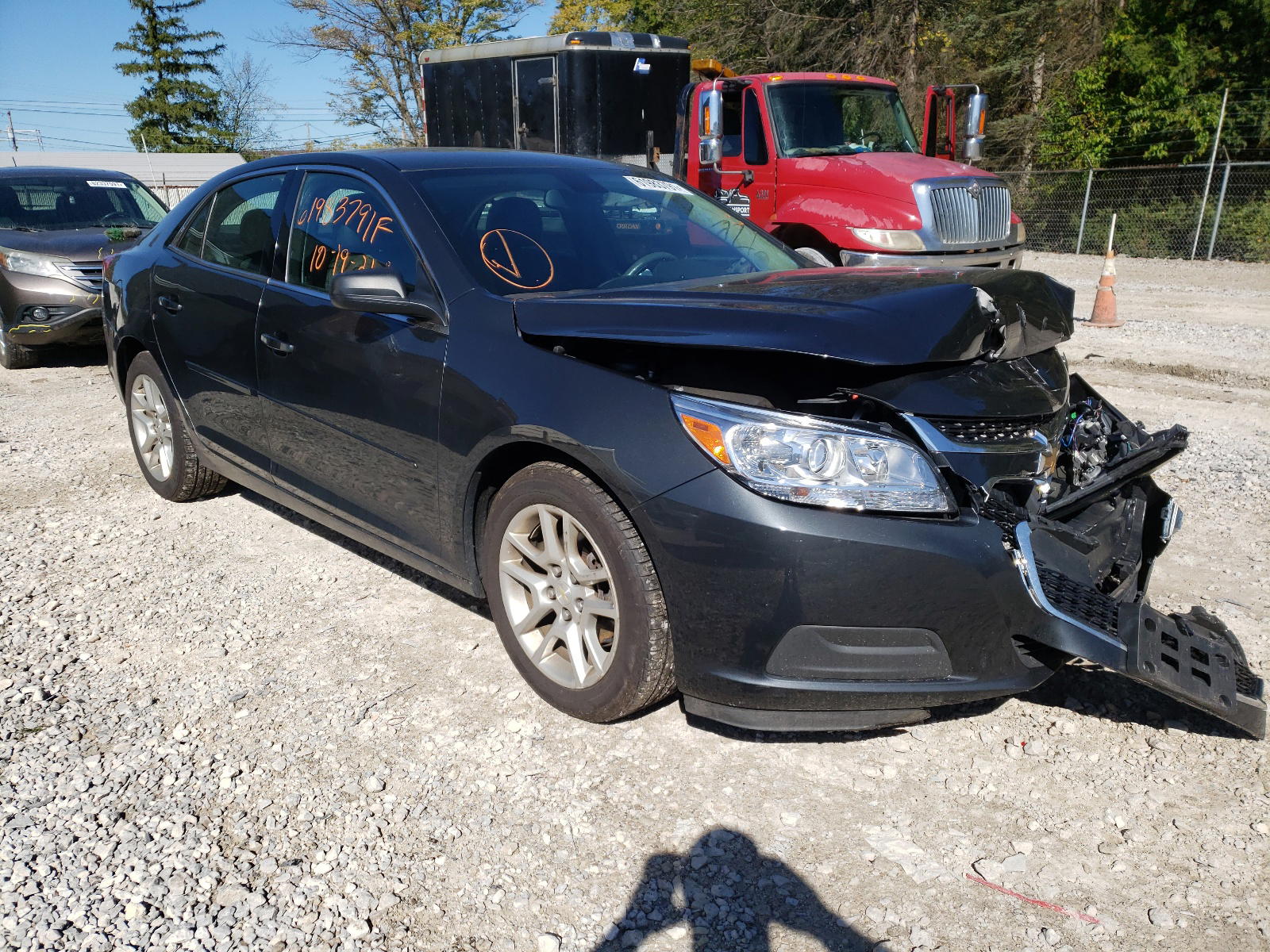 CHEVROLET MALIBU 2015 with VIN 1G11C5SL1FF130903 - Photo from auction