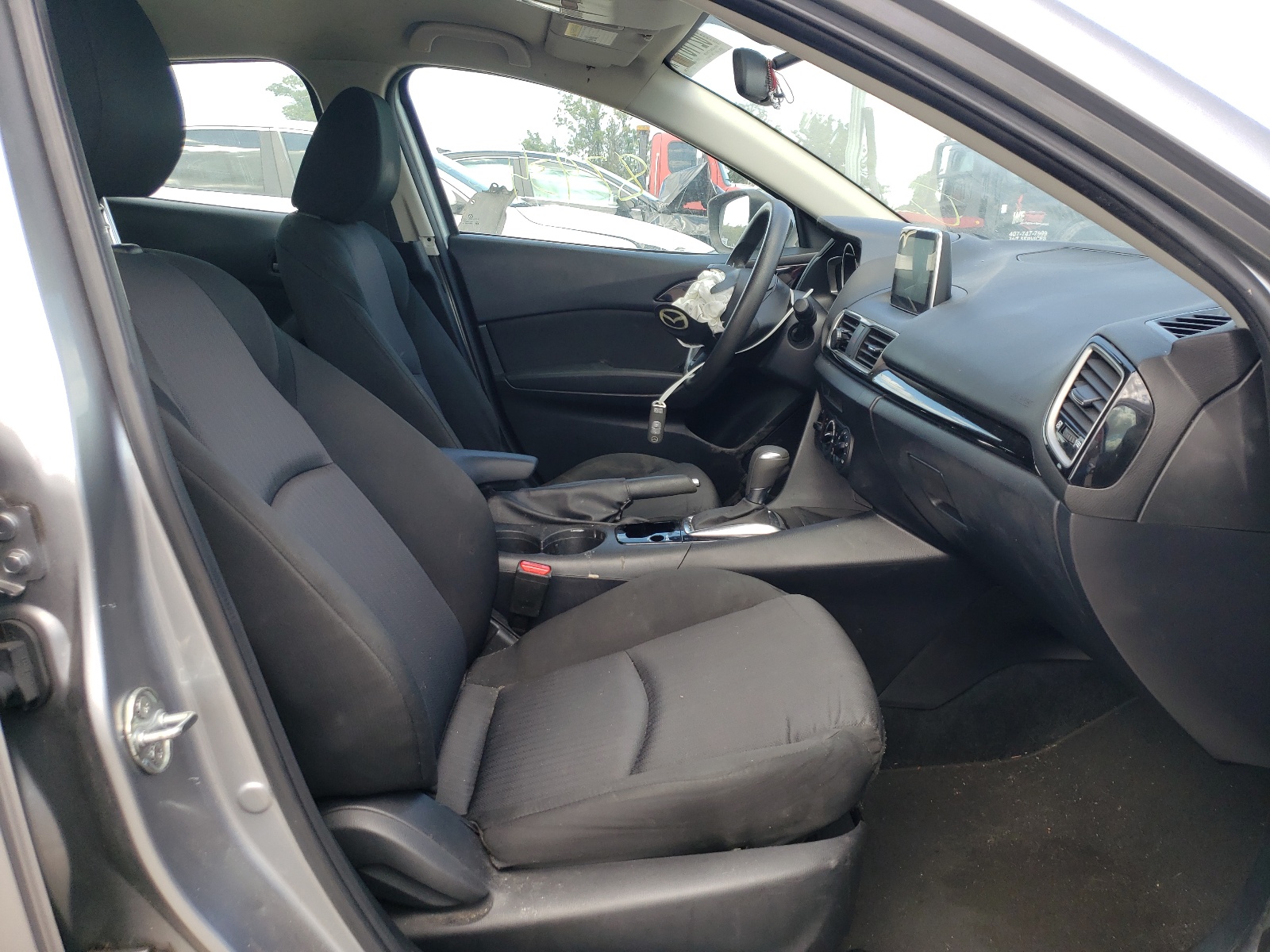 Photo 5 from auction – 2016 MAZDA 3 SPORT with VIN 3MZBM1J70GM267884