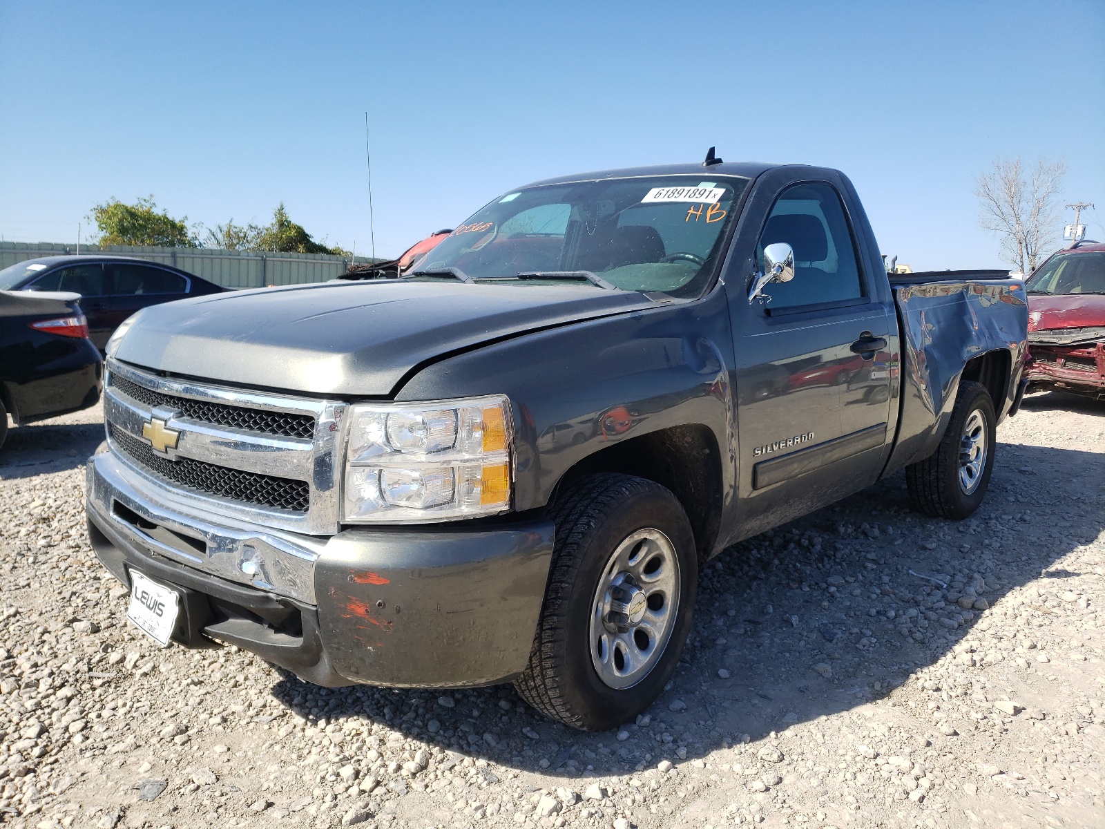 Photo 2 from auction – 2011 CHEVROLET SILVERADO with VIN 1GCNCSEA5BZ220565