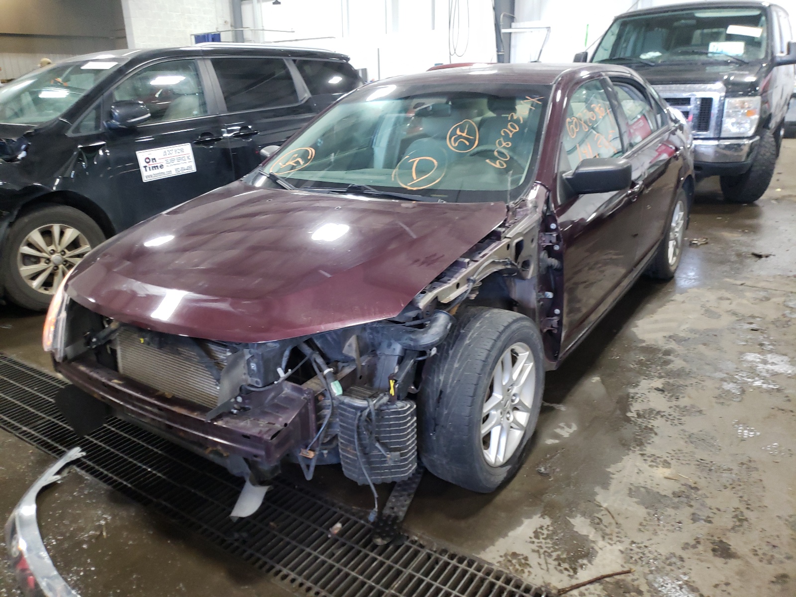 Photo 2 from auction – 2011 FORD FUSION S with VIN 3FAHP0GA4BR234826