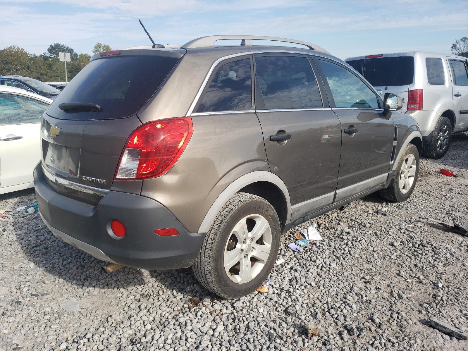 Photo 4 from auction – 2014 CHEVROLET CAPTIVA LS with VIN 3GNAL2EKXES596405