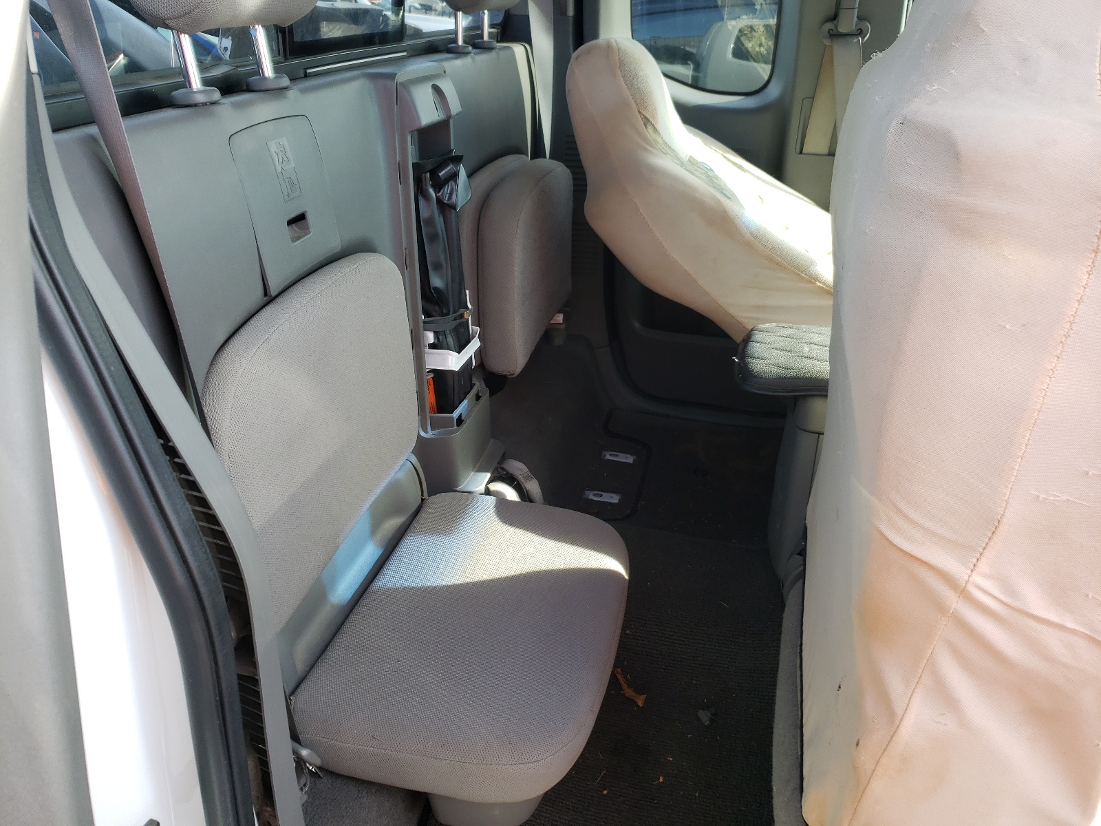 Photo 6 from auction – 2007 NISSAN FRONTIER K with VIN 1N6BD06T87C428564