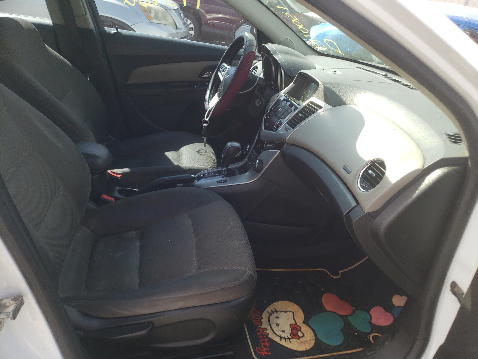 Photo 5 from auction – 2014 CHEVROLET CRUZE LT with VIN 1G1PC5SB4E7223490