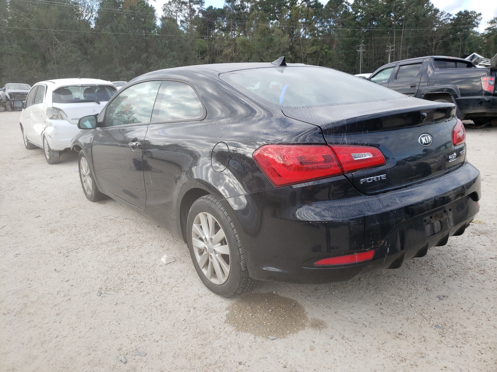 Zdjęcie 3 z aukcji – 2016 KIA FORTE EX z VIN KNAFX6A85G5575847
