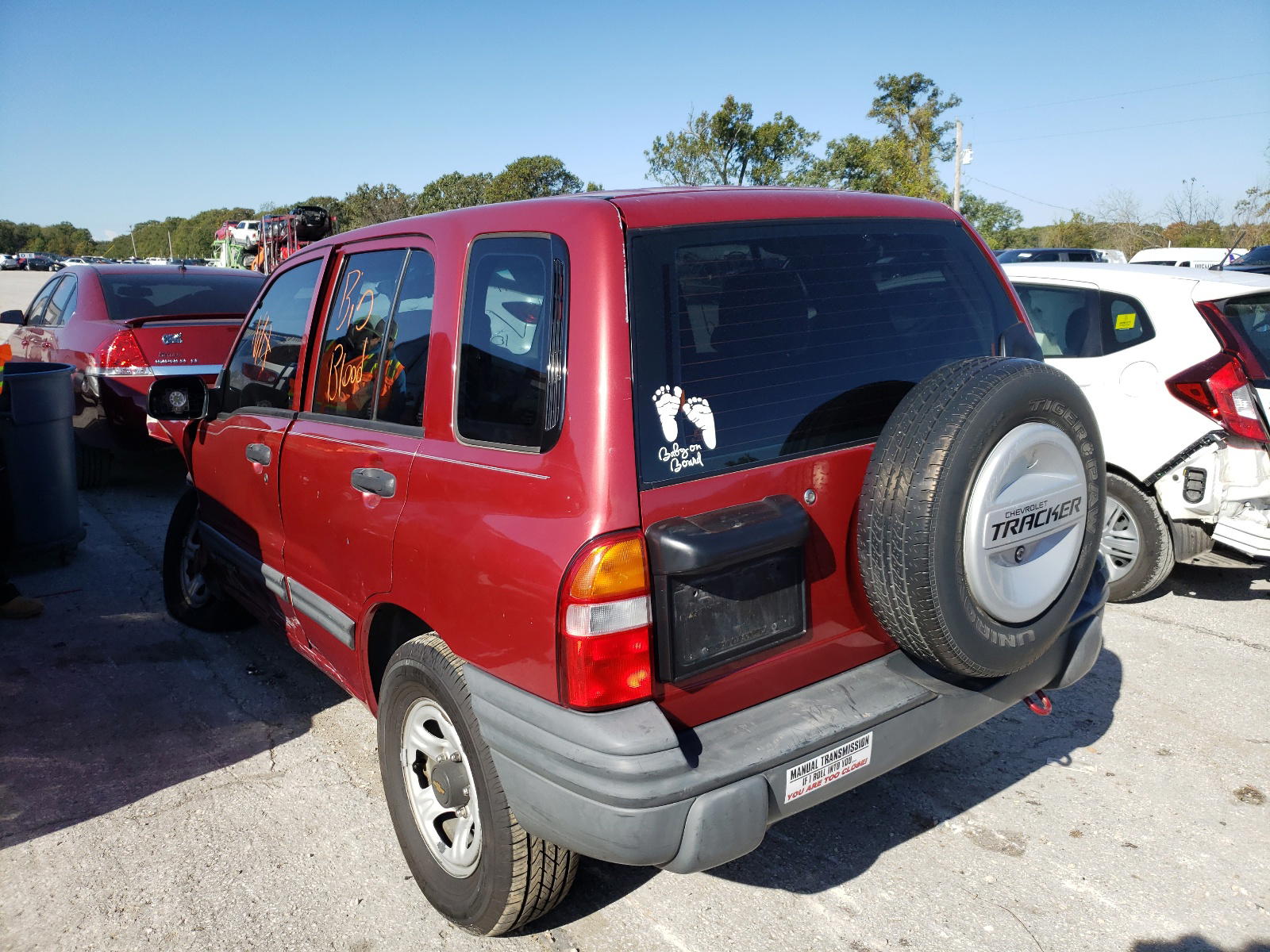 Photo 3 from auction – 1999 CHEVROLET TRACKER with VIN 2CNBJ13C5X6907504