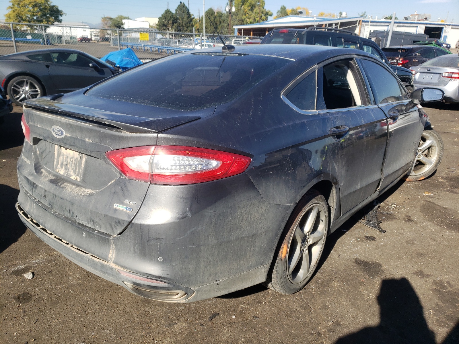 Zdjęcie 4 z aukcji – 2016 FORD FUSION SE z VIN 3FA6P0T91GR372897
