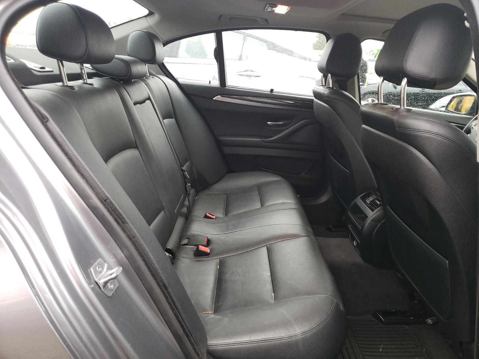 Photo 6 from auction – 2014 BMW 535 D with VIN WBAXA5C57ED690004