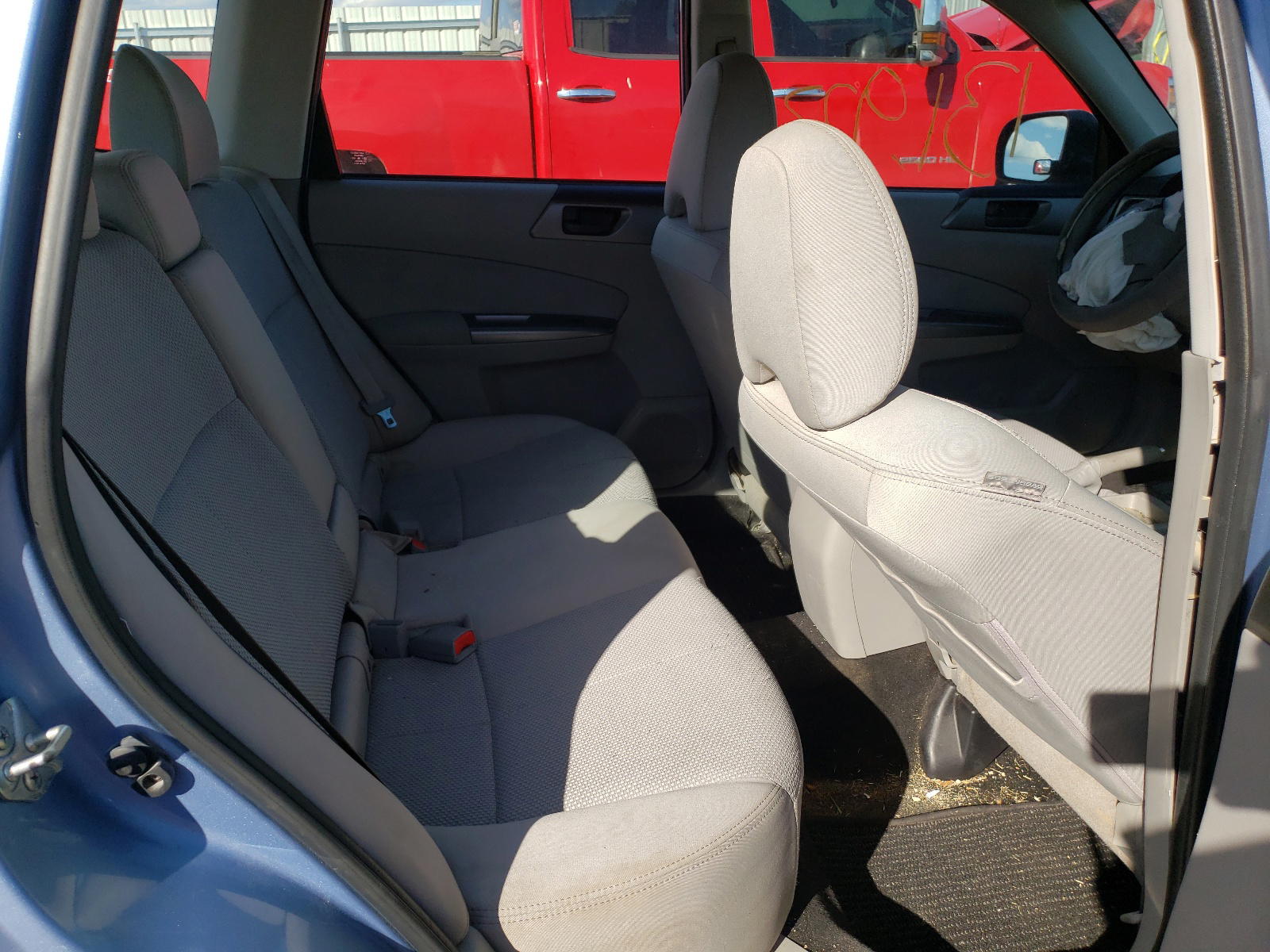 Photo 6 from auction – 2011 SUBARU FORESTER 2 with VIN JF2SHABC6BH756937