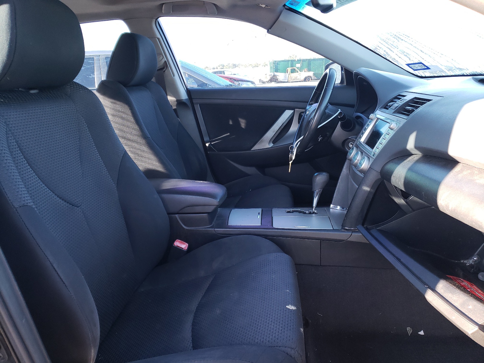 Photo 5 from auction – 2009 TOYOTA CAMRY BASE with VIN 4T1BE46K19U271449