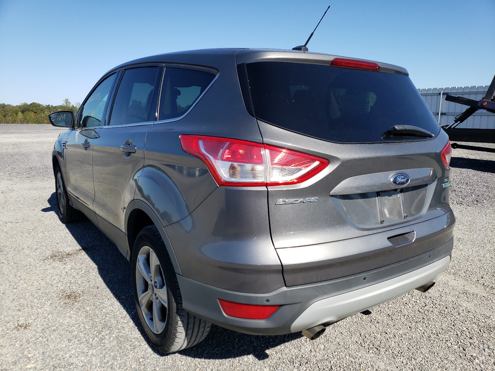 Photo 3 from auction – 2014 FORD ESCAPE SE with VIN 1FMCU0GX3EUB81434