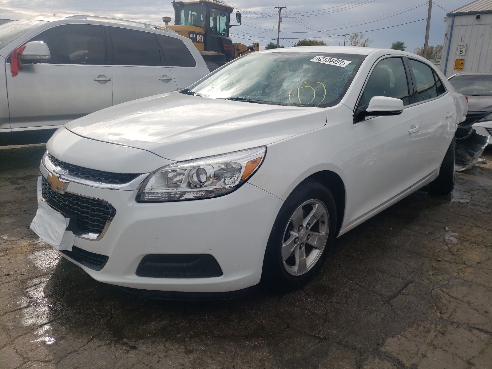 Photo 2 from auction – 2015 CHEVROLET MALIBU 1LT with VIN 1G11C5SL9FF279298