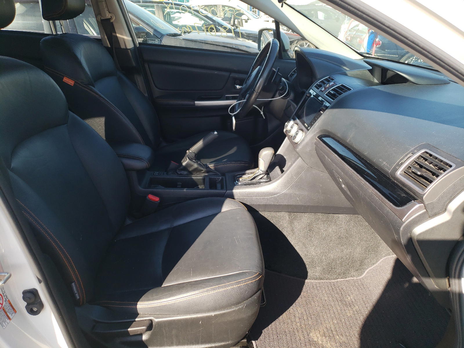 Photo 5 from auction – 2016 SUBARU CROSSTREK with VIN JF2GPANC7G8227346