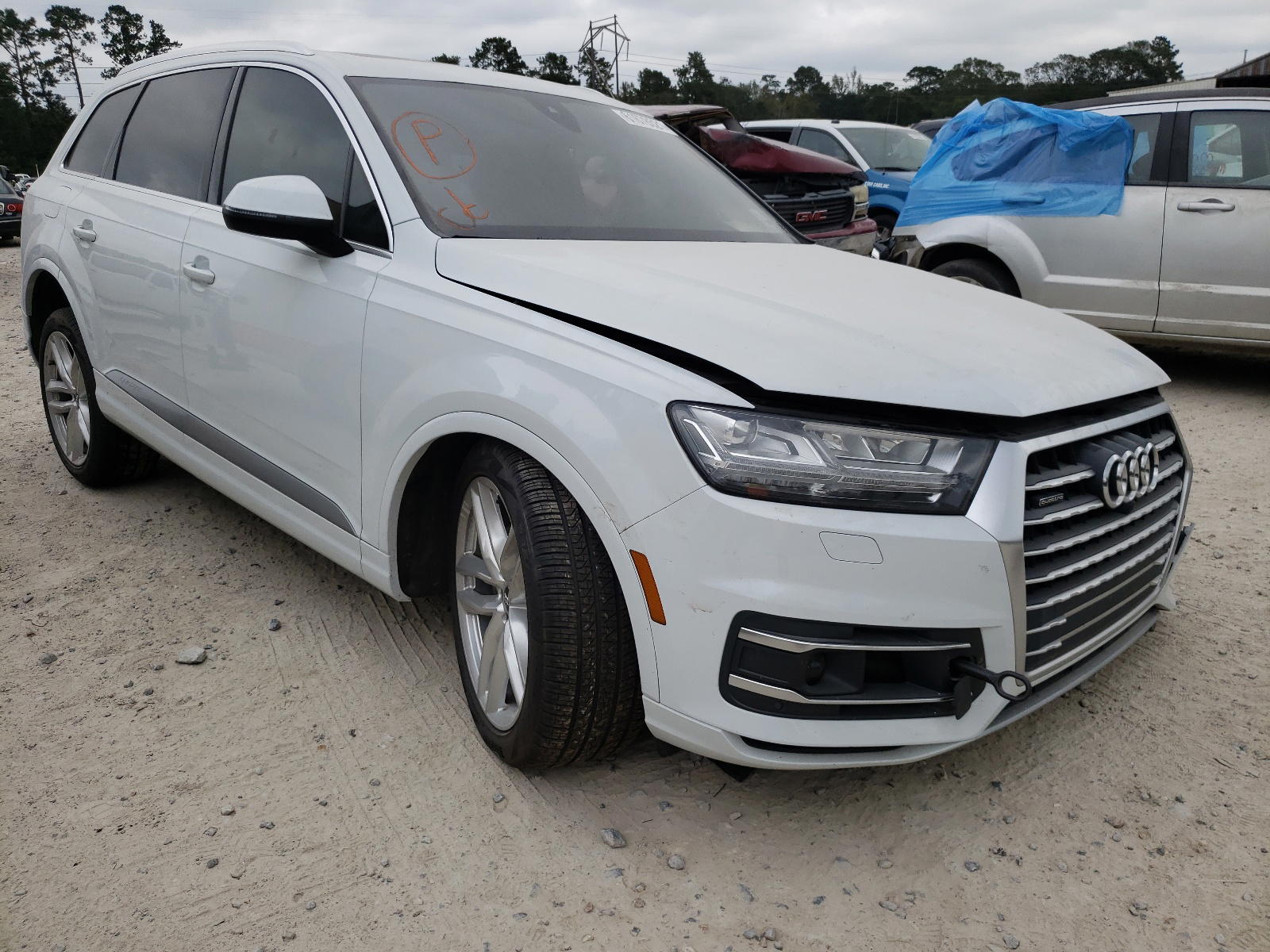 AUDI Q7 PRESTIG 2018 with VIN WA1VAAF74JD030300 - Photo from auction