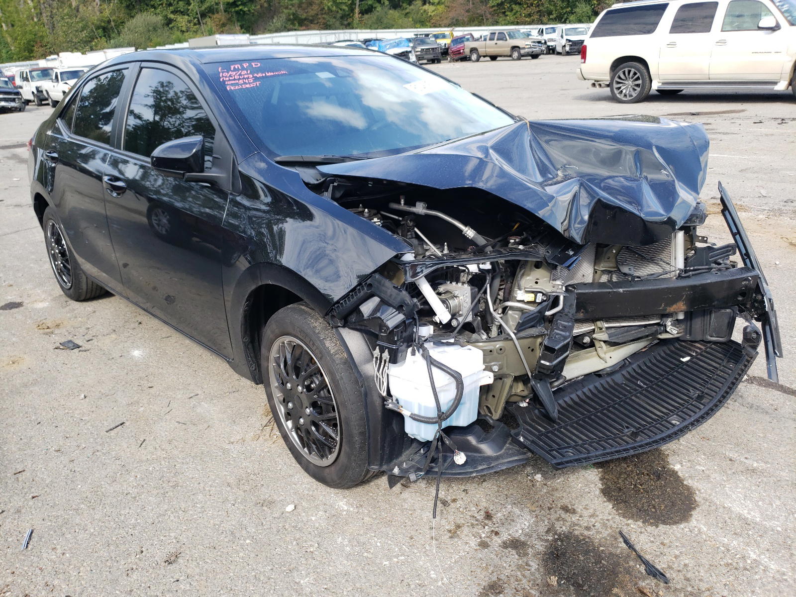 TOYOTA COROLLA 2018 with VIN 5YFBURHE4JP790606 - Photo from auction