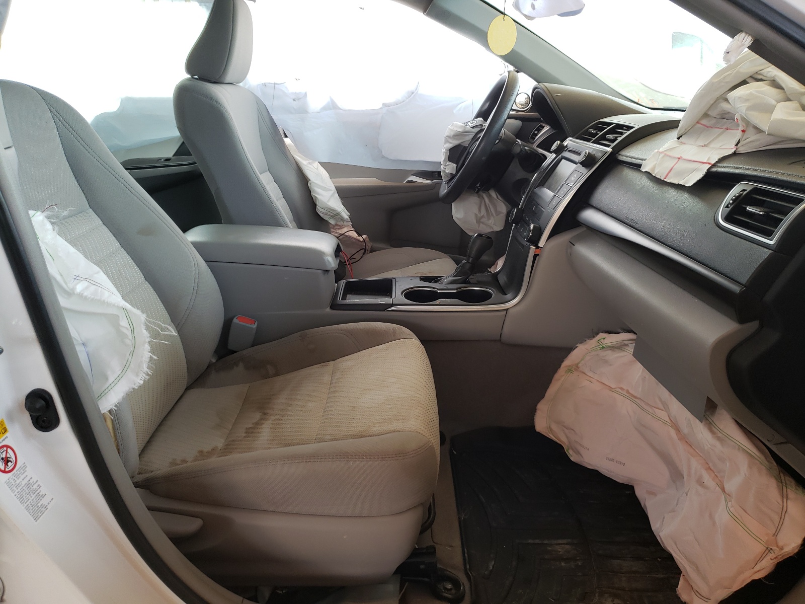 Photo 5 from auction – 2015 TOYOTA CAMRY LE with VIN 4T1BF1FK0FU066843