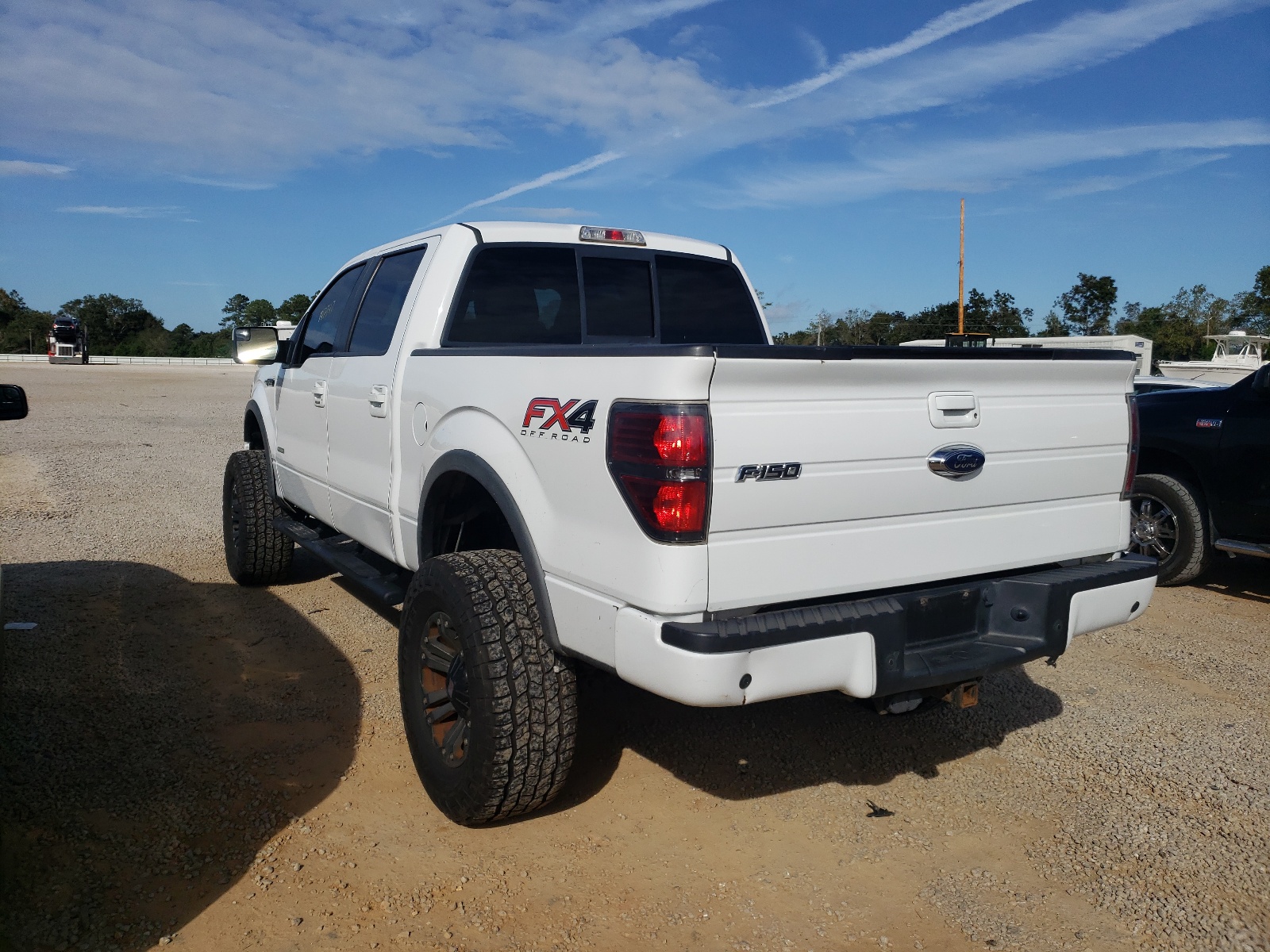 Photo 3 from auction – 2012 FORD F150 SUPER with VIN 1FTFW1ET5CFA25611
