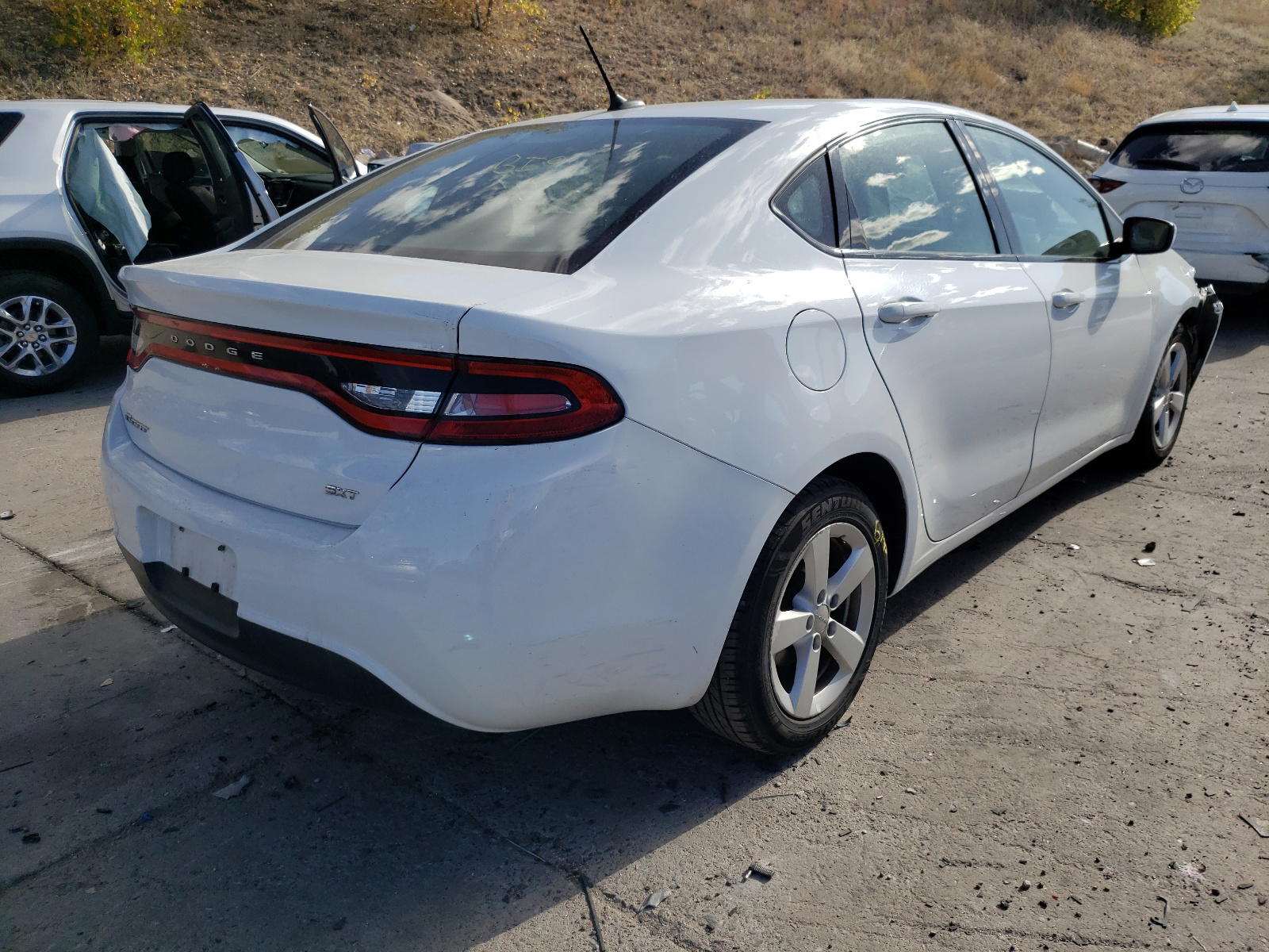 Photo 4 from auction – 2016 DODGE DART SXT with VIN 1C3CDFBB0GD571143