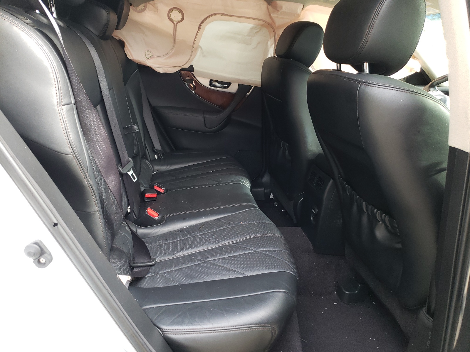 Photo 6 from auction – 2014 INFINITI QX70 with VIN JN8CS1MW7EM412979
