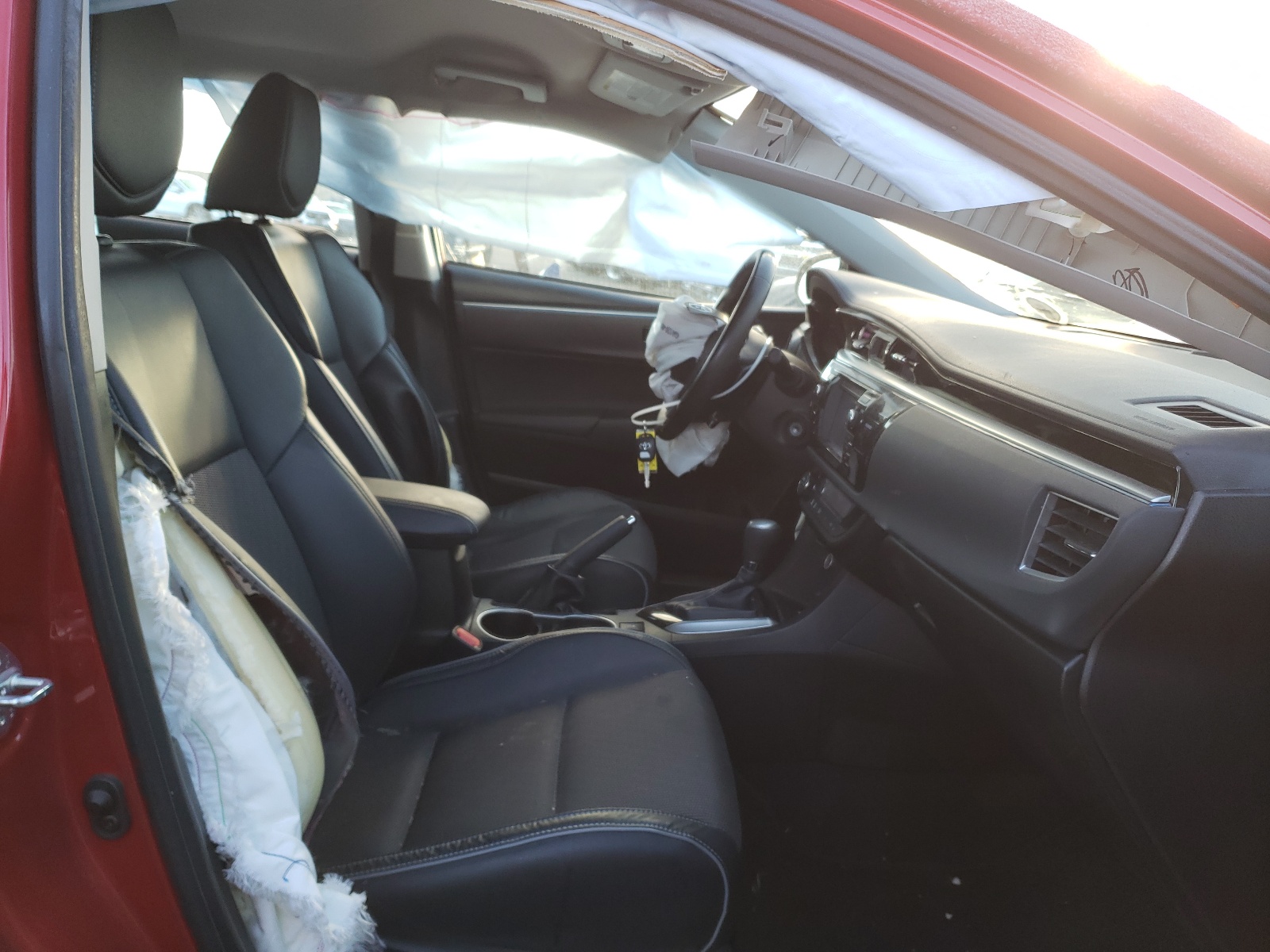 صورة رقم 5 من المزاد - 2015 TOYOTA COROLLA L مع VIN 5YFBURHE1FP299546