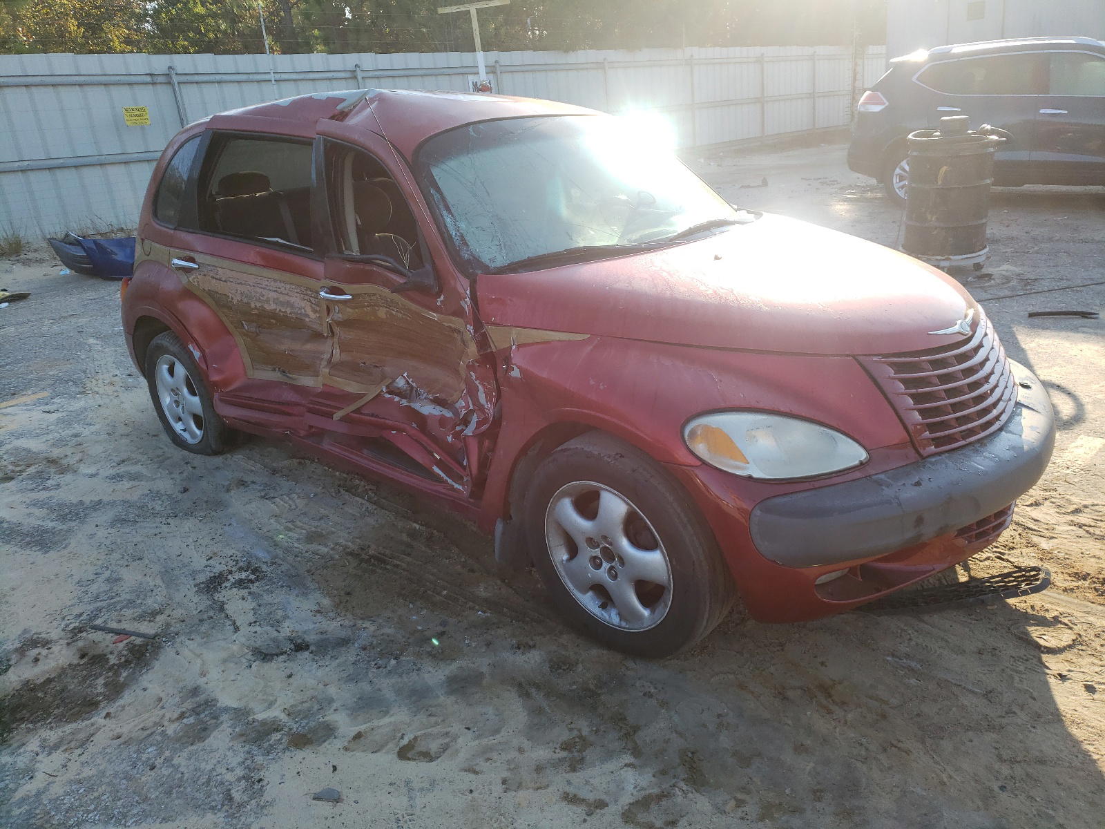 CHRYSLER PT CRUISER 2002 with VIN 3C4FY58B32T364439 - Photo from auction
