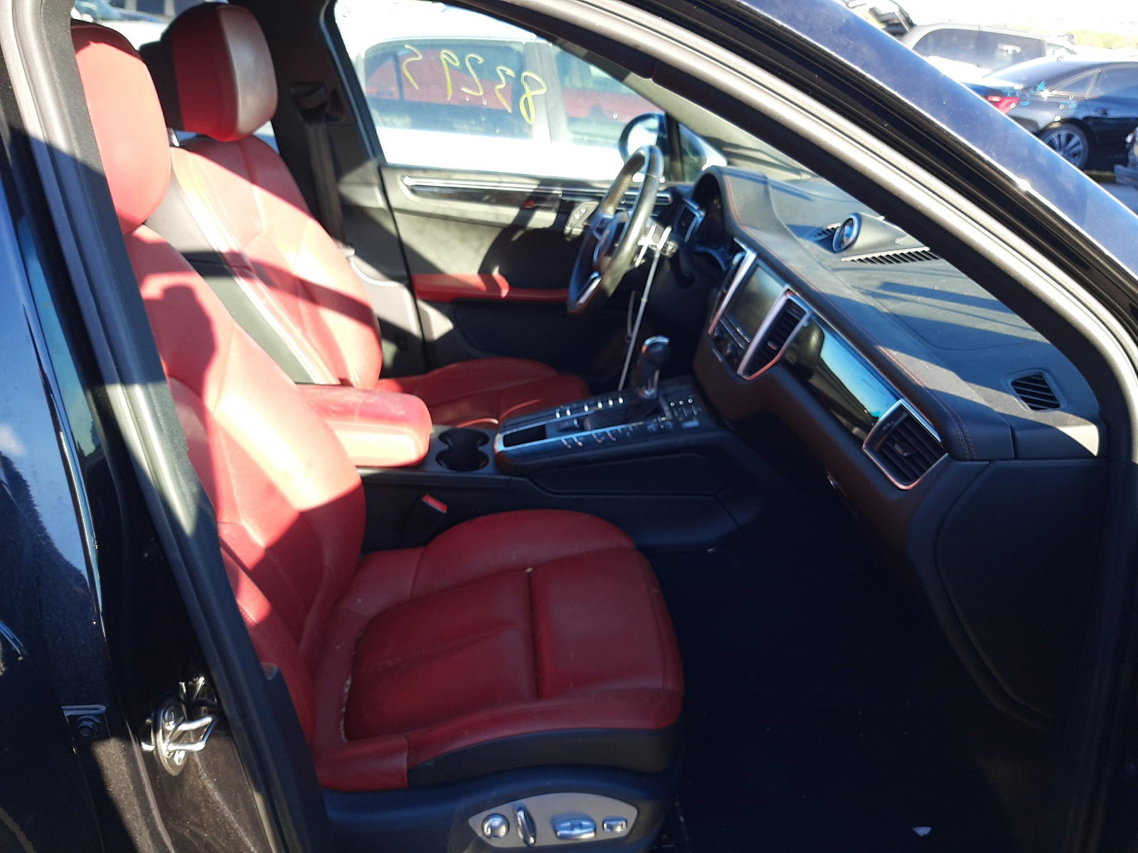 Photo 5 from auction – 2015 PORSCHE MACAN S with VIN WP1AB2A55FLB42791