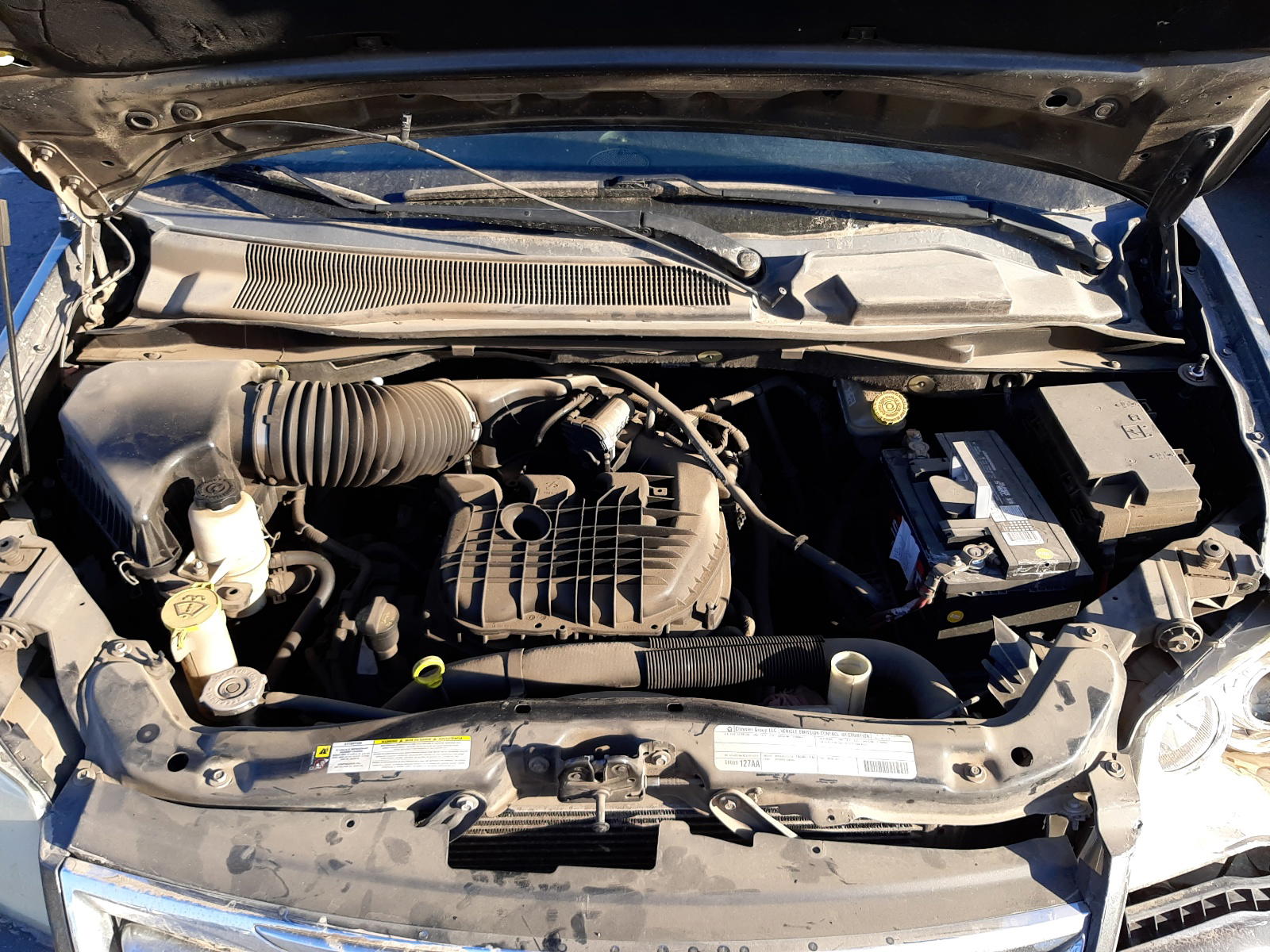 Photo 7 from auction – 2011 CHRYSLER TOWN & COU with VIN 2A4RR6DG7BR659333