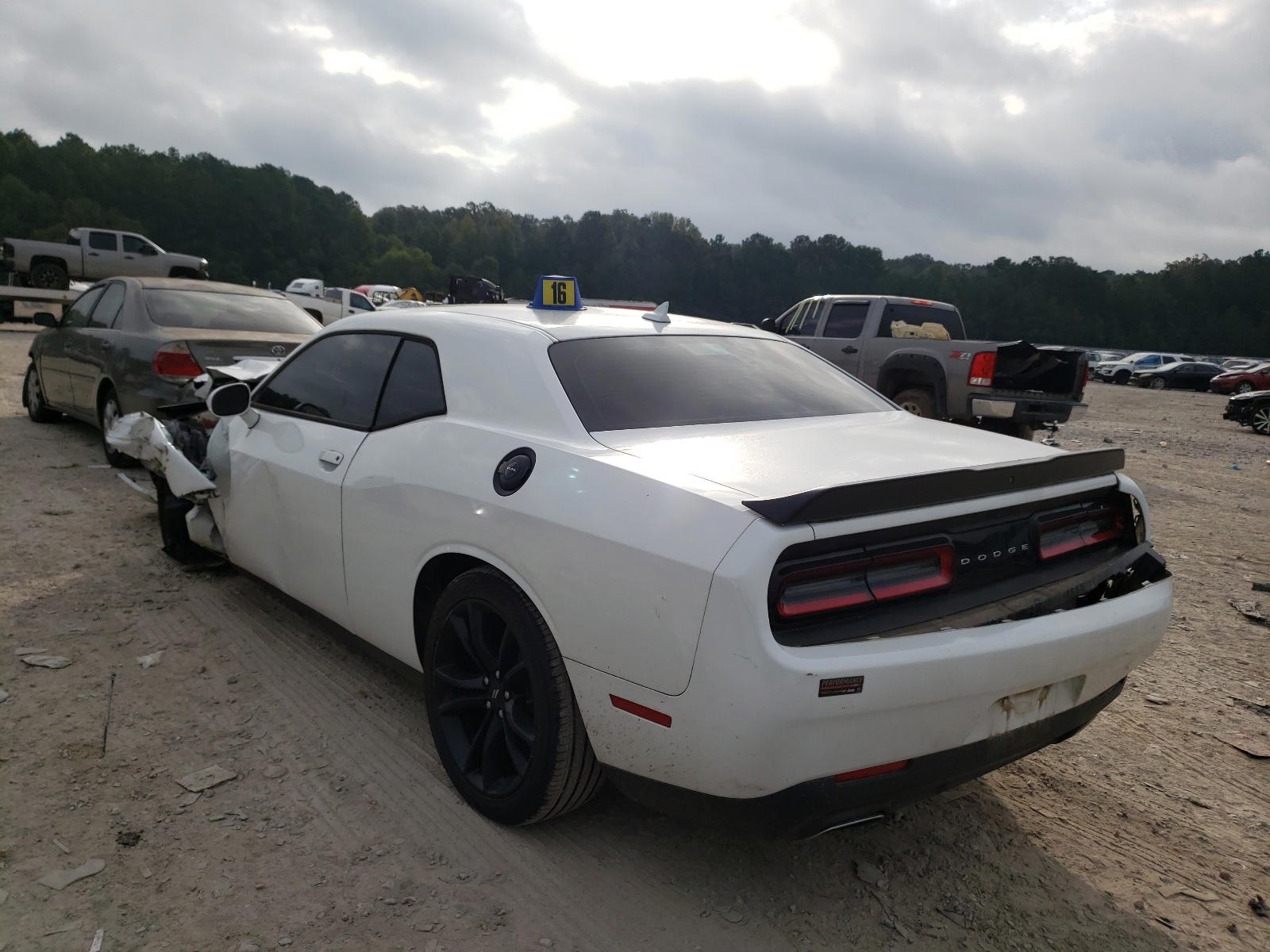 Photo 3 from auction – 2018 DODGE CHALLENGER with VIN 2C3CDZAG0JH132727
