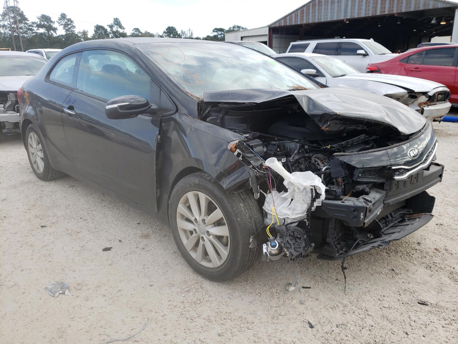 KIA FORTE EX 2016 with VIN KNAFX6A85G5575847 - Photo from auction