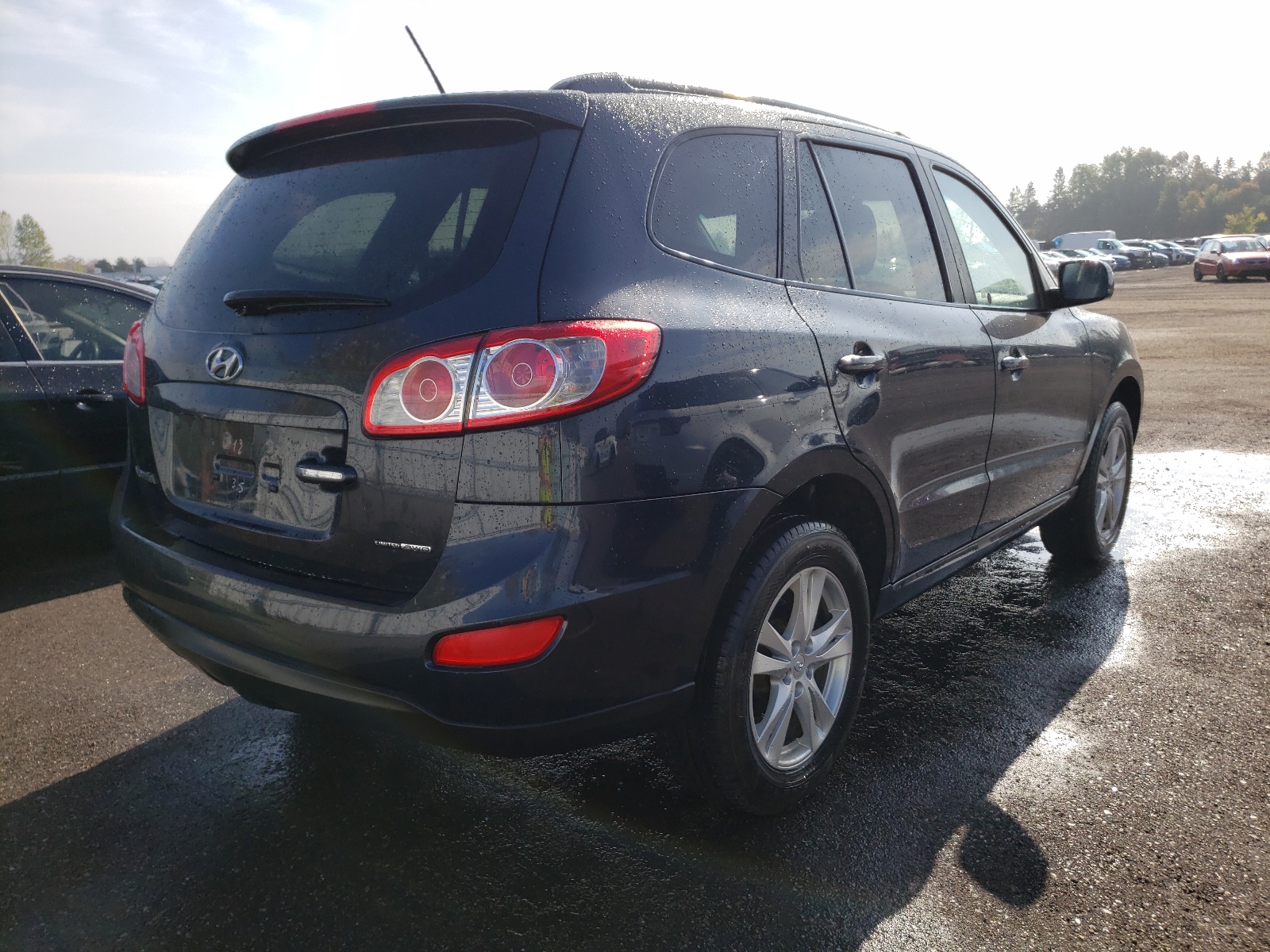 Photo 4 from auction – 2010 HYUNDAI SANTA FE G with VIN 5NMSGDAG6AH339368