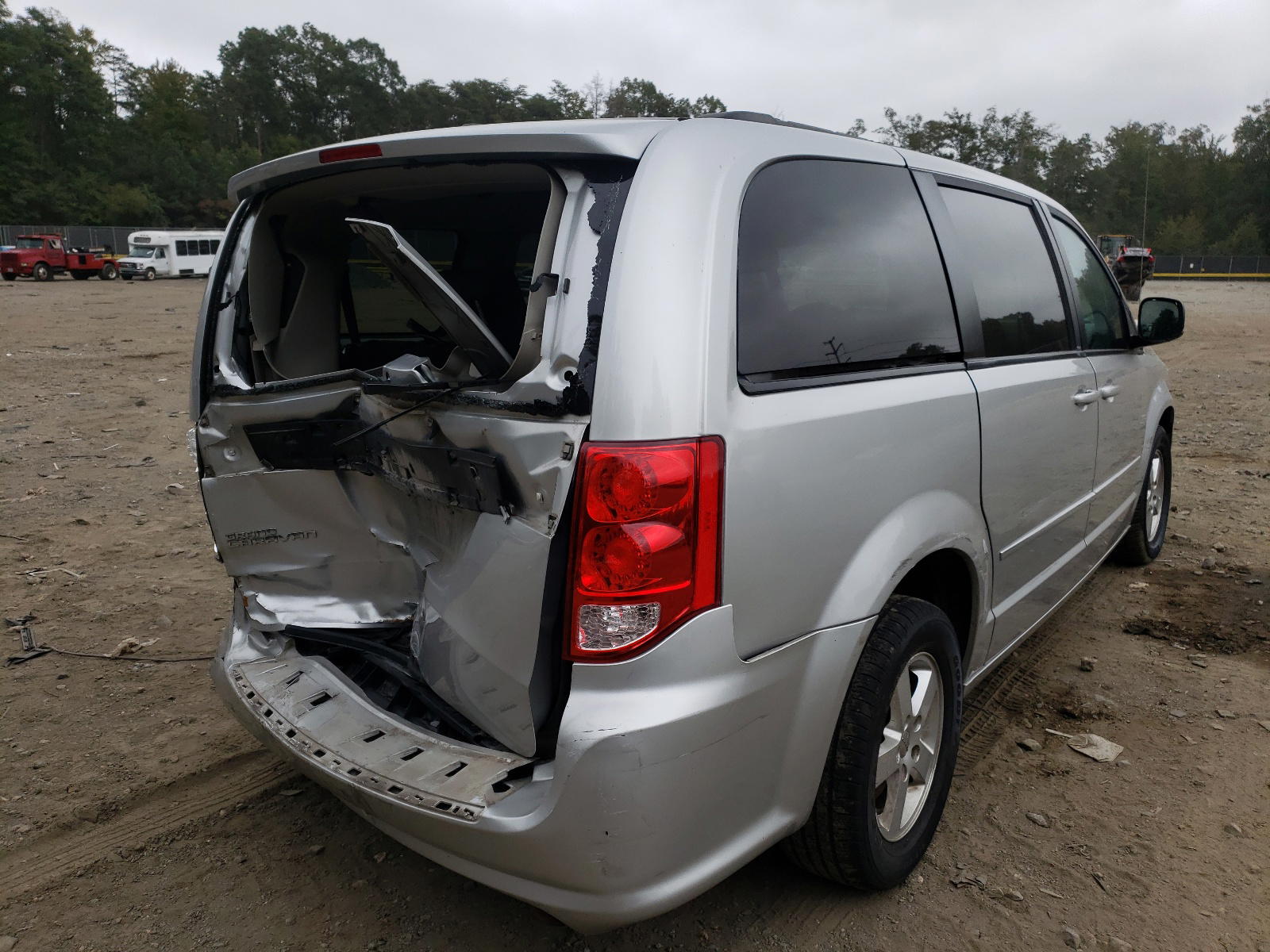 Photo 4 from auction – 2012 DODGE GRAND CARA with VIN 2C4RDGCG3CR236357
