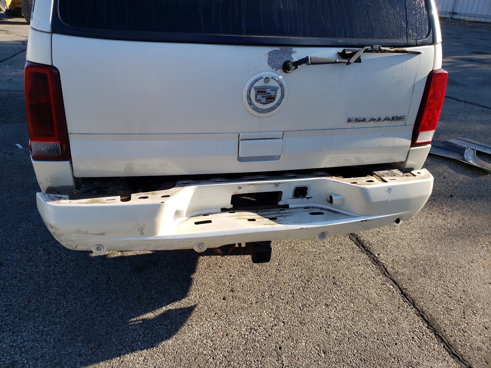 Photo 9 from auction – 2003 CADILLAC ESCALADE L with VIN 1GYEK63N13R289958