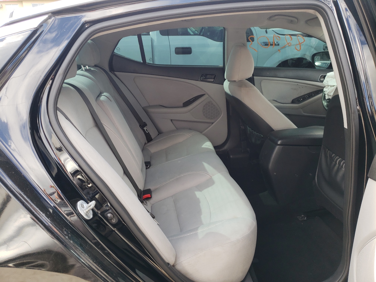 Photo 6 from auction – 2015 KIA OPTIMA LX with VIN 5XXGM4A70FG412173