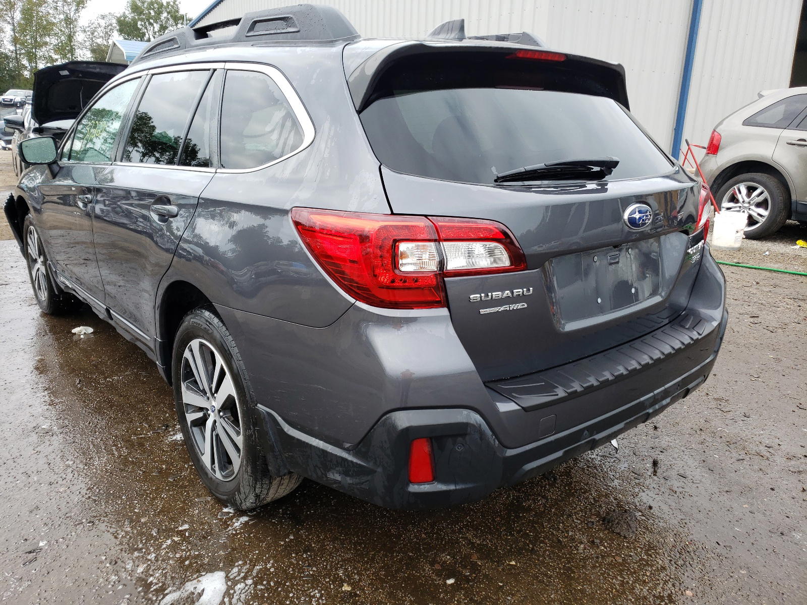 Photo 3 from auction – 2019 SUBARU OUTBACK 3. with VIN 4S4BSENC9K3281456