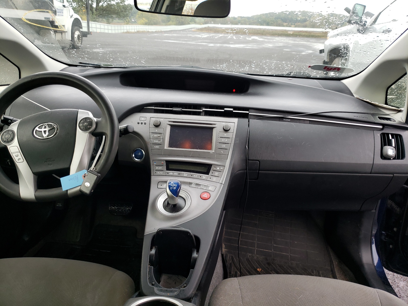 Zdjęcie 9 z aukcji – 2015 TOYOTA PRIUS z VIN JTDKN3DU1F0424448