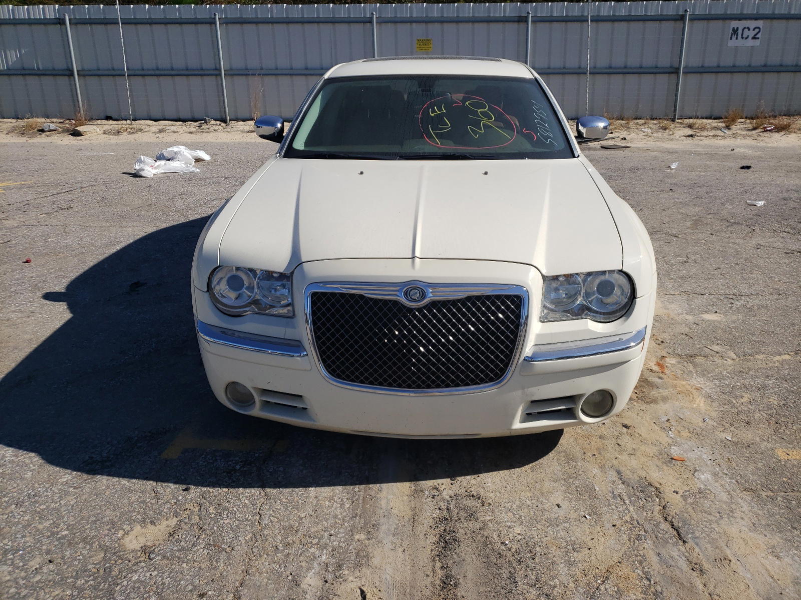 Photo 9 from auction – 2010 CHRYSLER 300C with VIN 2C3CA6CT6AH114640