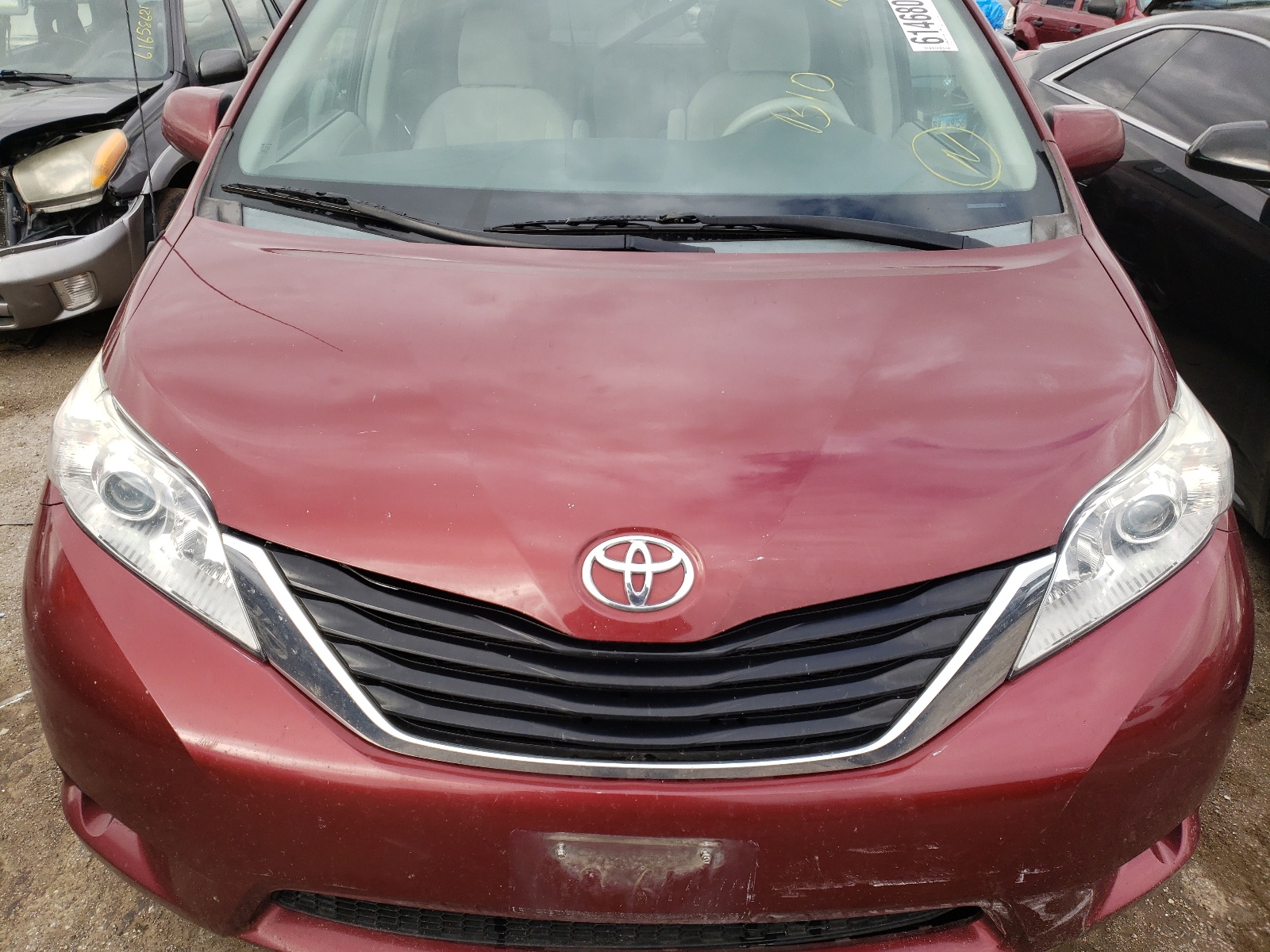 Photo 7 from auction – 2014 TOYOTA SIENNA LE with VIN 5TDKK3DC2ES406505