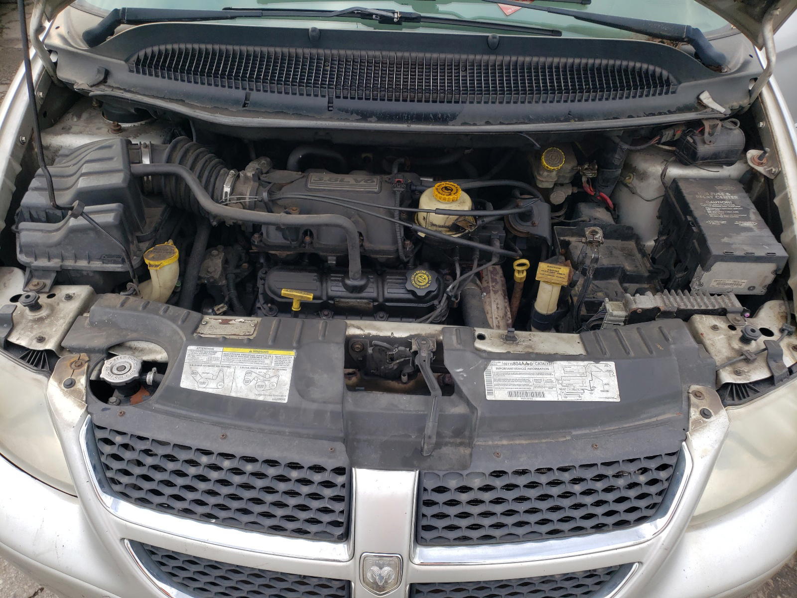 Photo 7 from auction – 2002 DODGE GRAND CARA with VIN 2B8GP54L92R793833