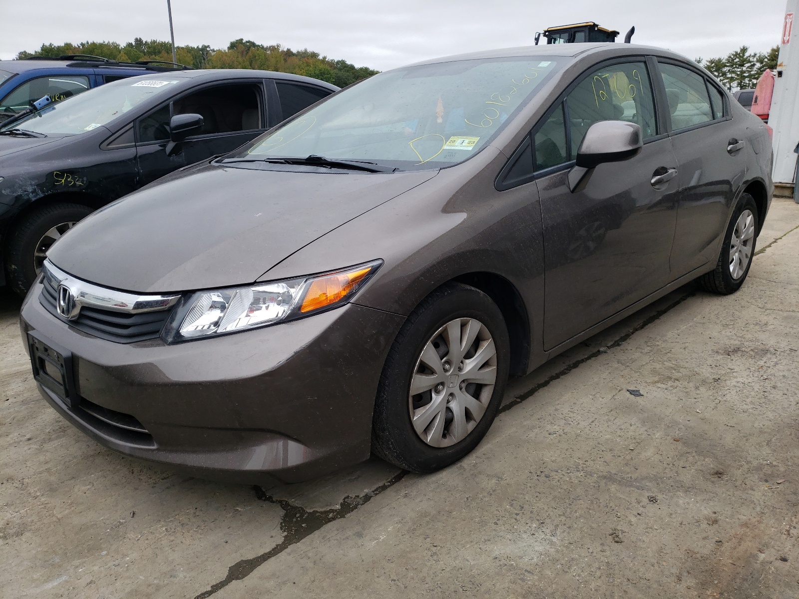 Photo 2 from auction – 2012 HONDA CIVIC LX with VIN 2HGFB2F51CH500110