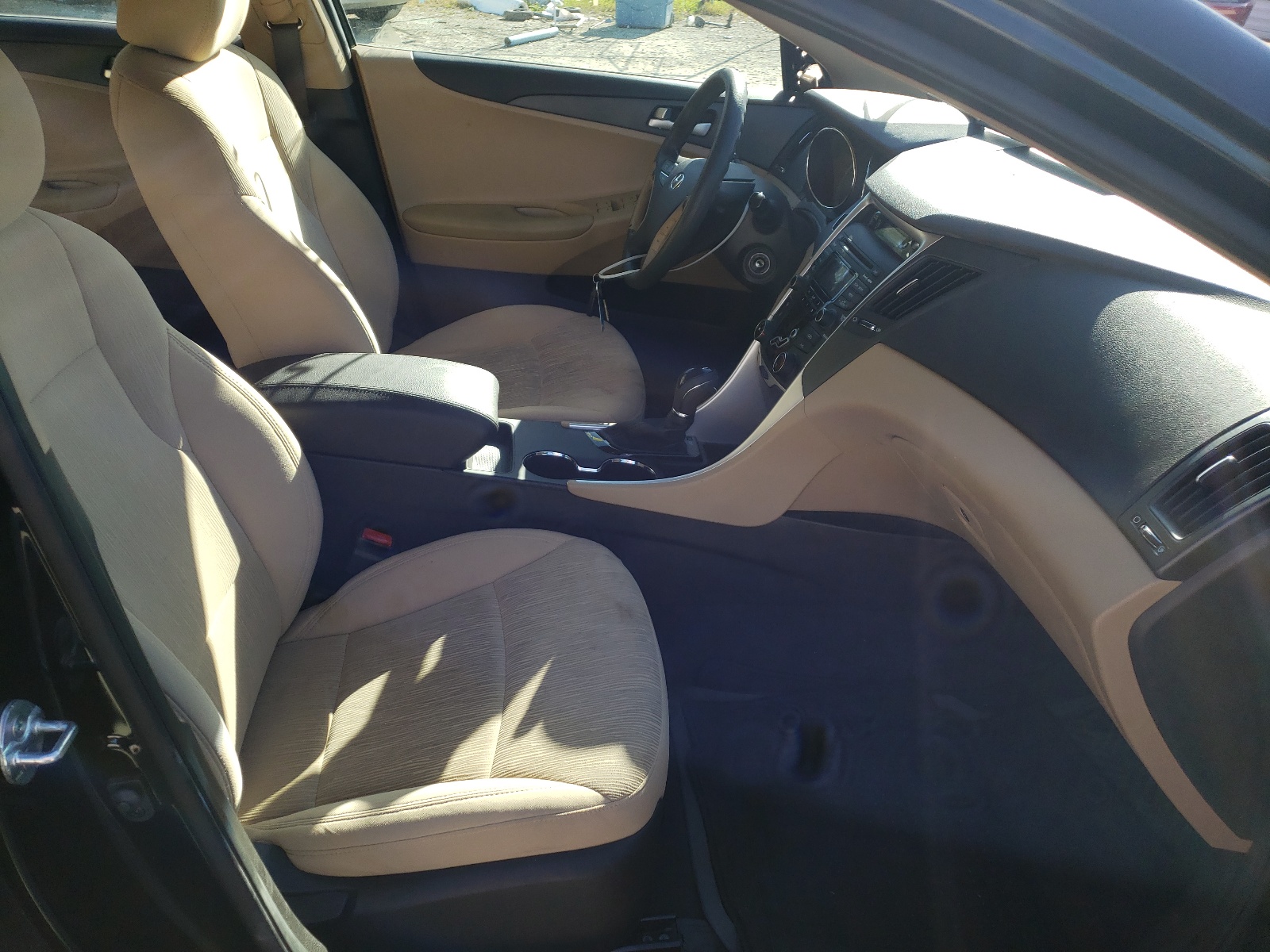 Photo 5 from auction – 2013 HYUNDAI SONATA GLS with VIN 5NPEB4AC7DH548781
