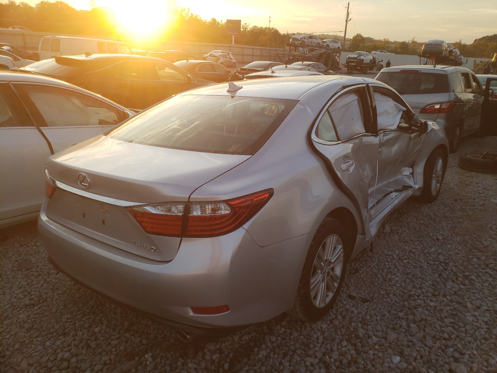 Zdjęcie 4 z aukcji – 2014 LEXUS ES 350 z VIN JTHBK1GG3E2143790