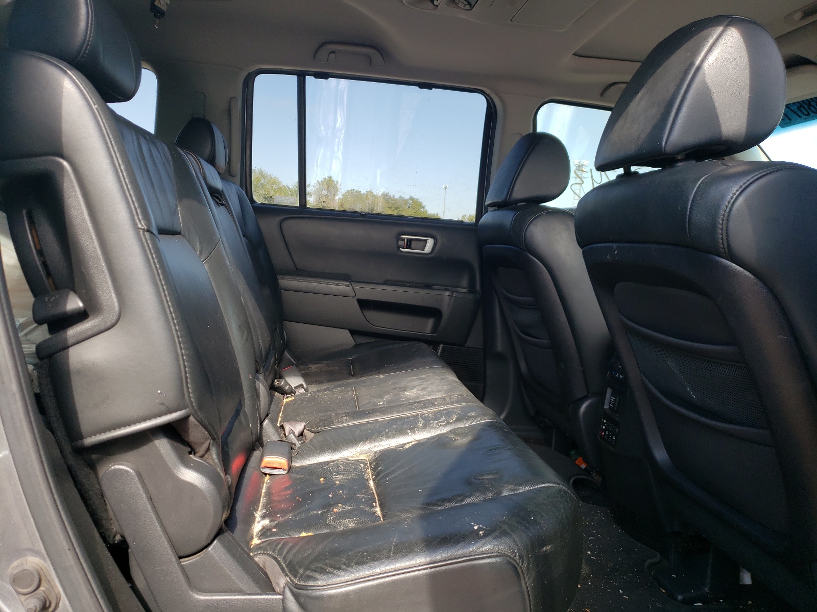 Photo 6 from auction – 2009 HONDA PILOT TOUR with VIN 5FNYF48949B036378