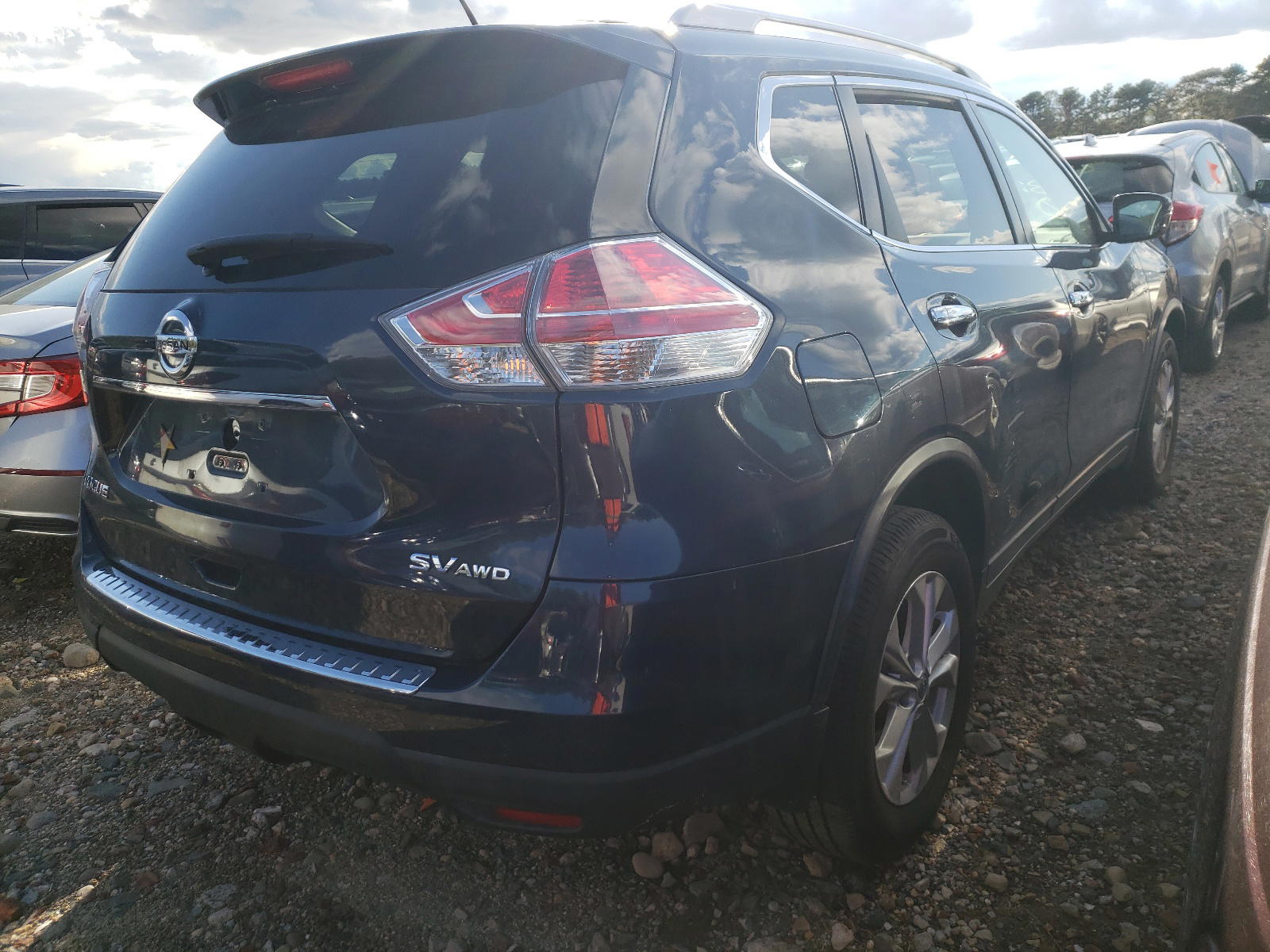 Photo 4 from auction – 2016 NISSAN ROGUE S with VIN KNMAT2MV2GP652682
