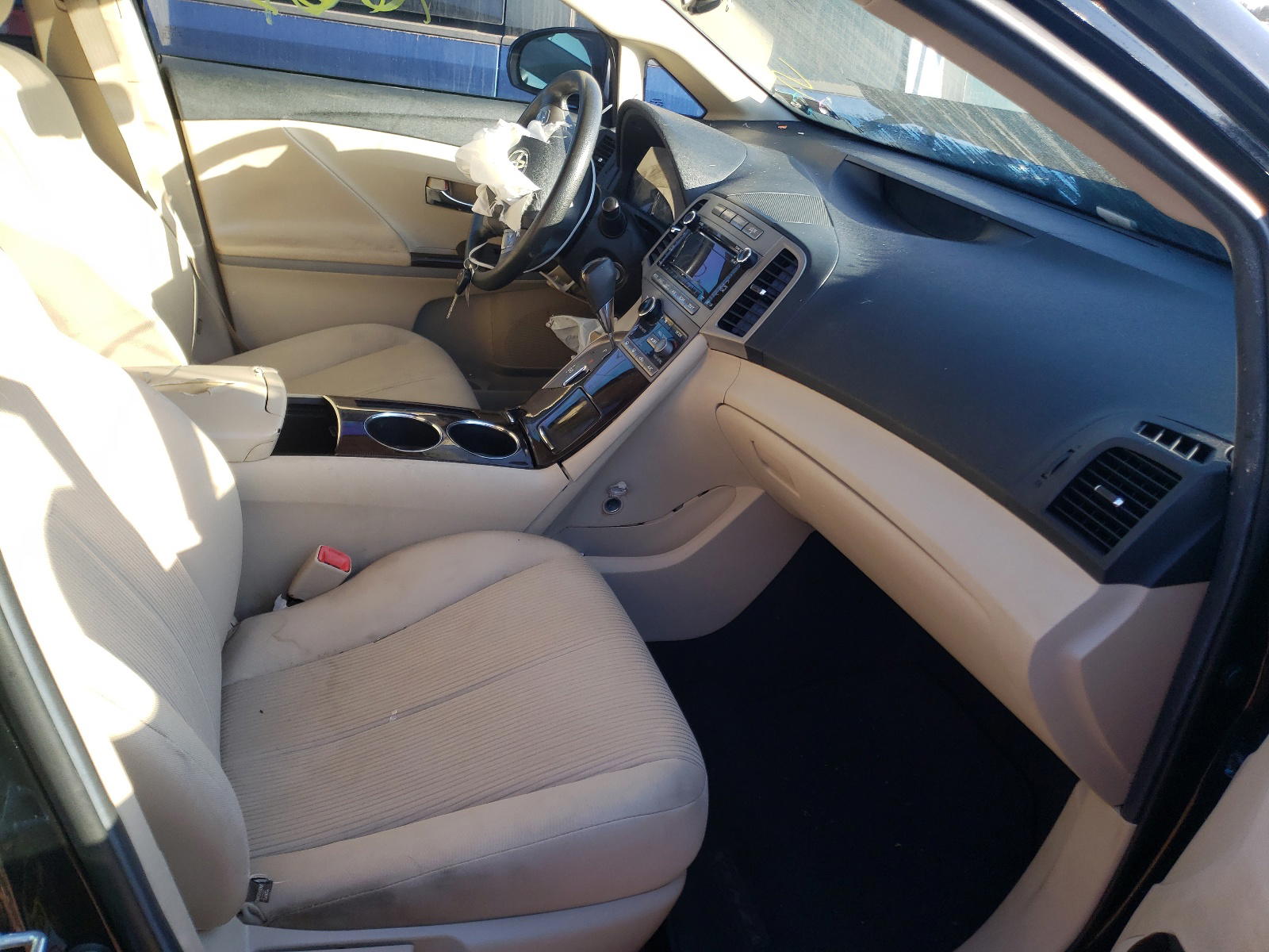 Photo 5 from auction – 2010 TOYOTA VENZA with VIN 4T3BA3BB3AU018964