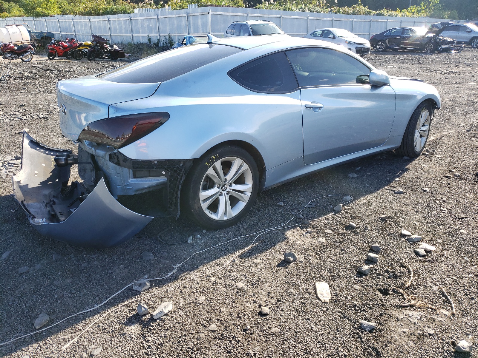 Photo 4 from auction – 2011 HYUNDAI GENESIS CO with VIN KMHHT6KD9BU046950