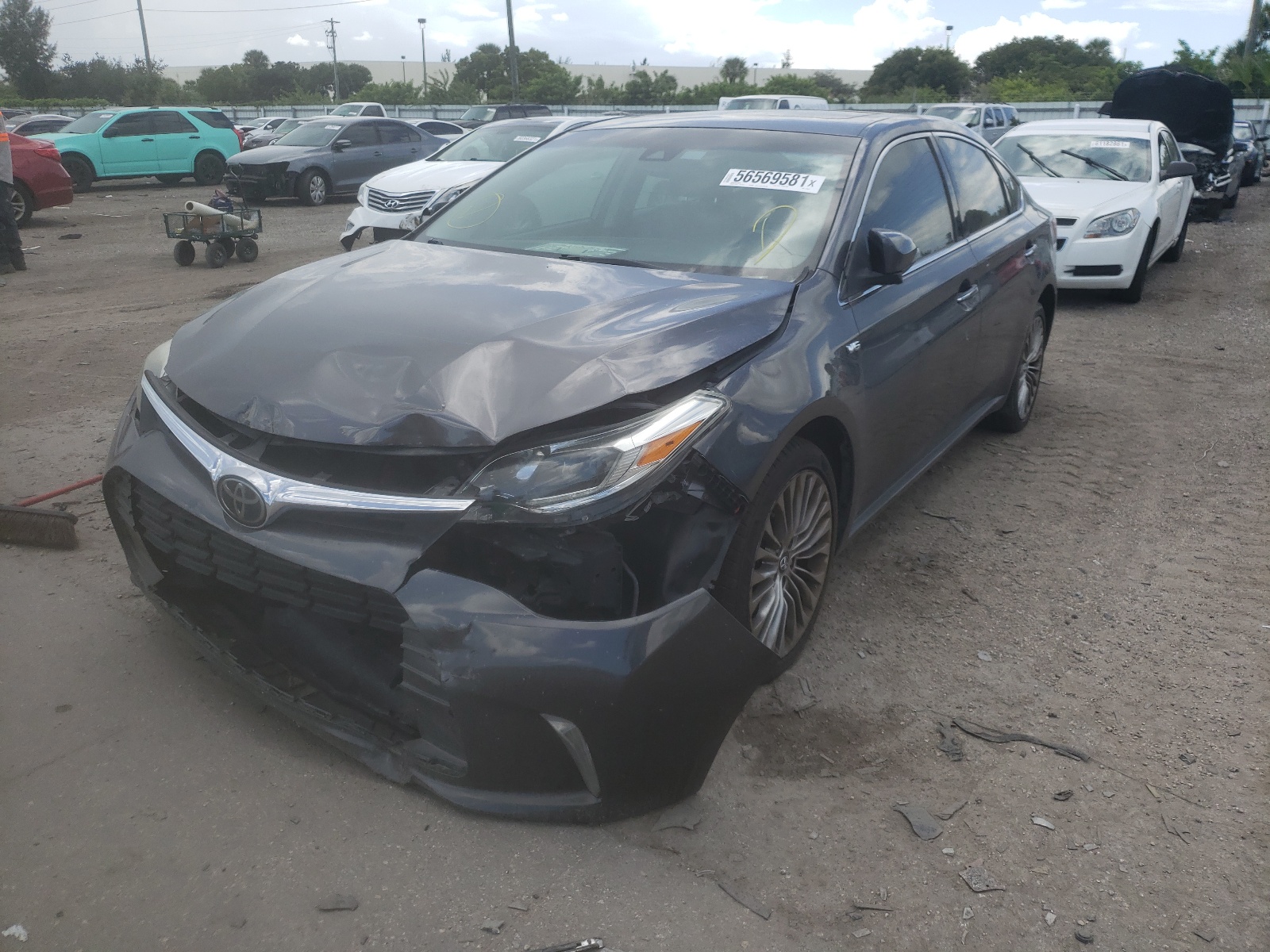 Photo 2 from auction – 2016 TOYOTA AVALON XLE with VIN 4T1BK1EB6GU213326