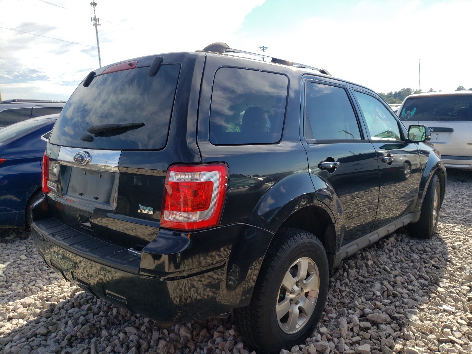 Zdjęcie 4 z aukcji – 2011 FORD ESCAPE LIM z VIN 1FMCU9EG5BKA75078